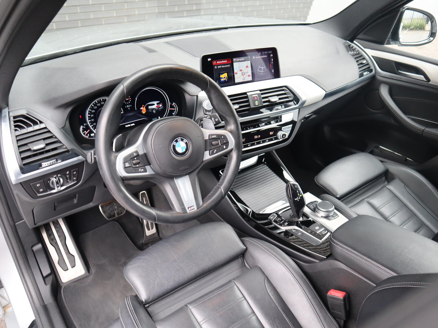 BMW BMW