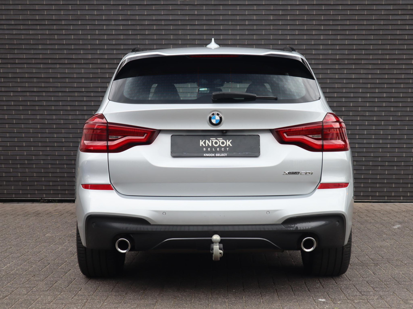 BMW BMW