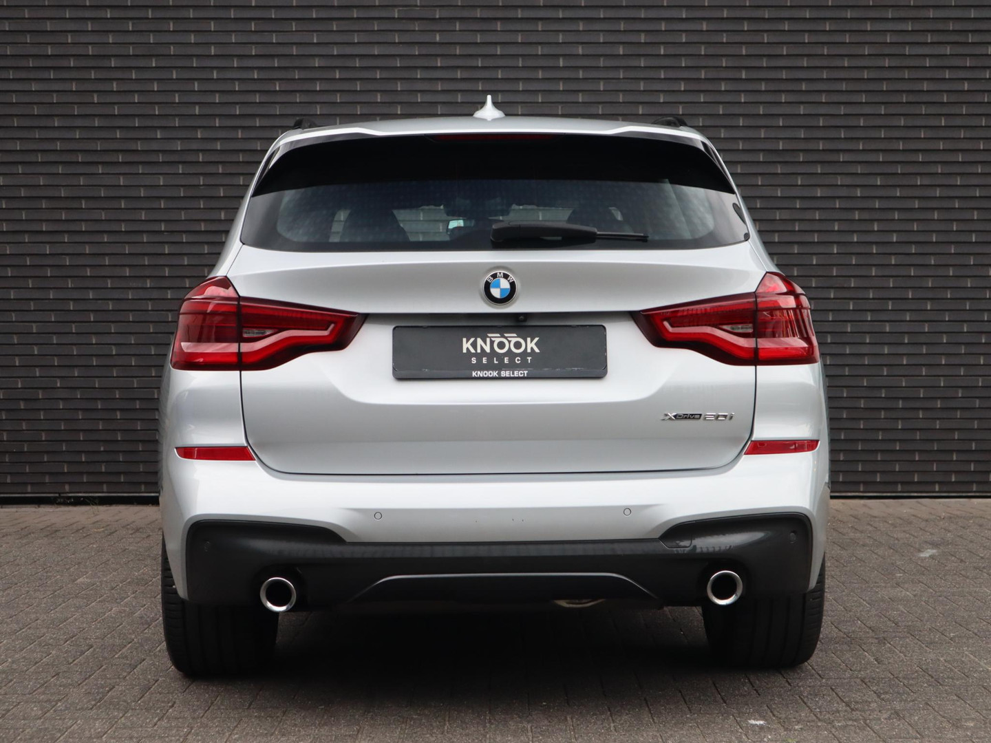 BMW BMW