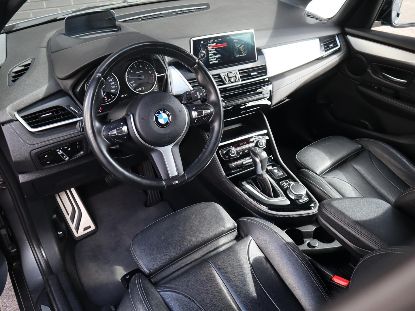 BMW BMW