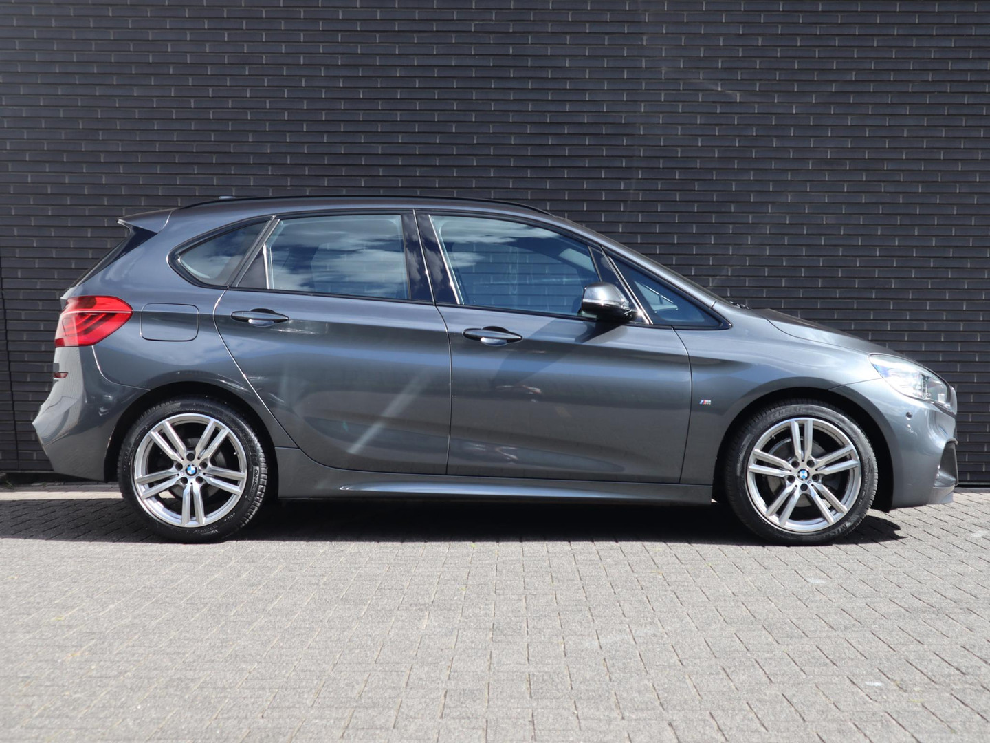 BMW BMW