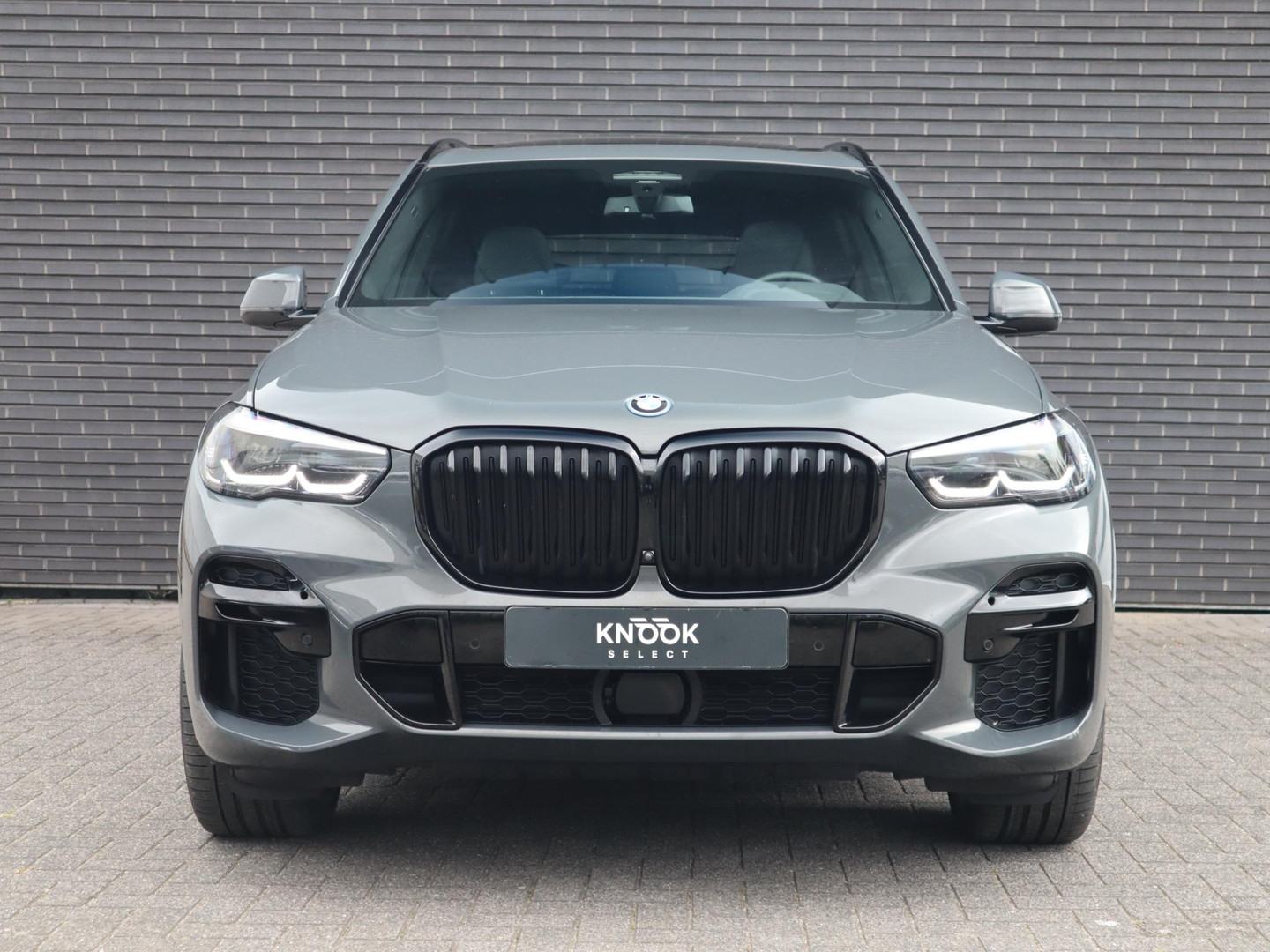 BMW BMW