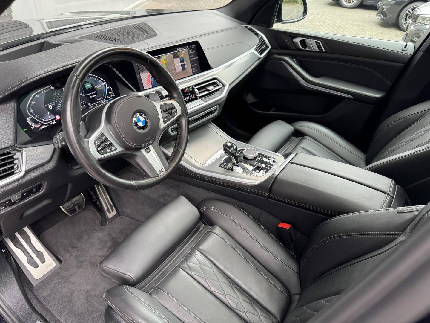 BMW BMW