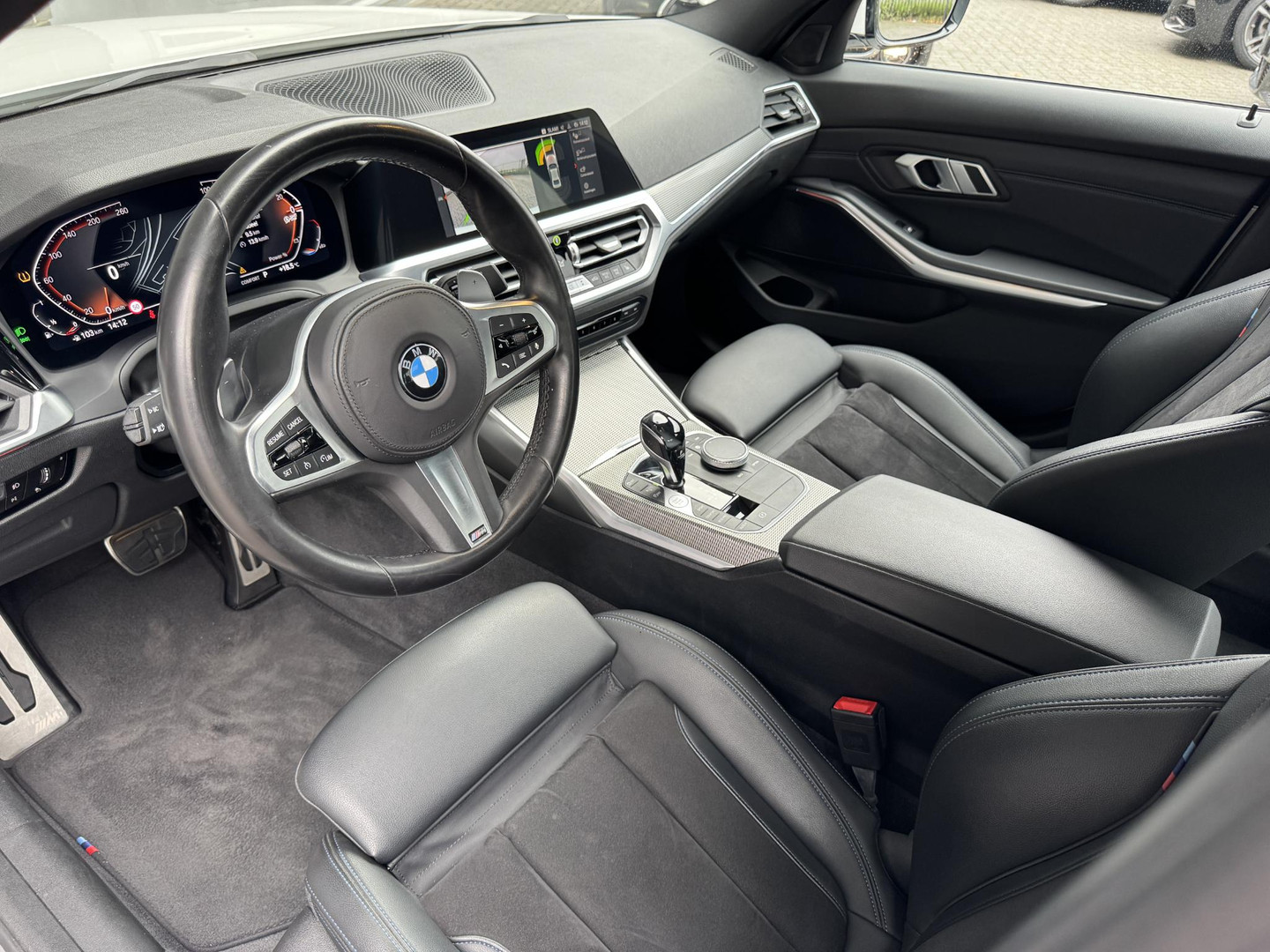 BMW BMW