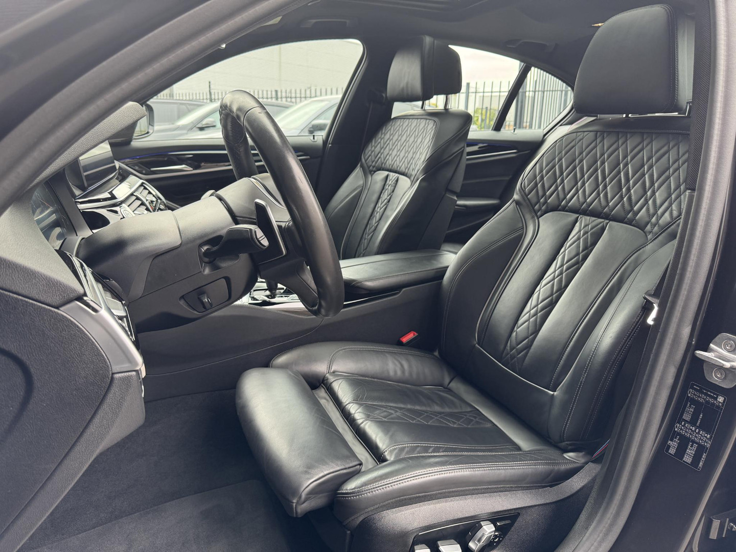 BMW BMW