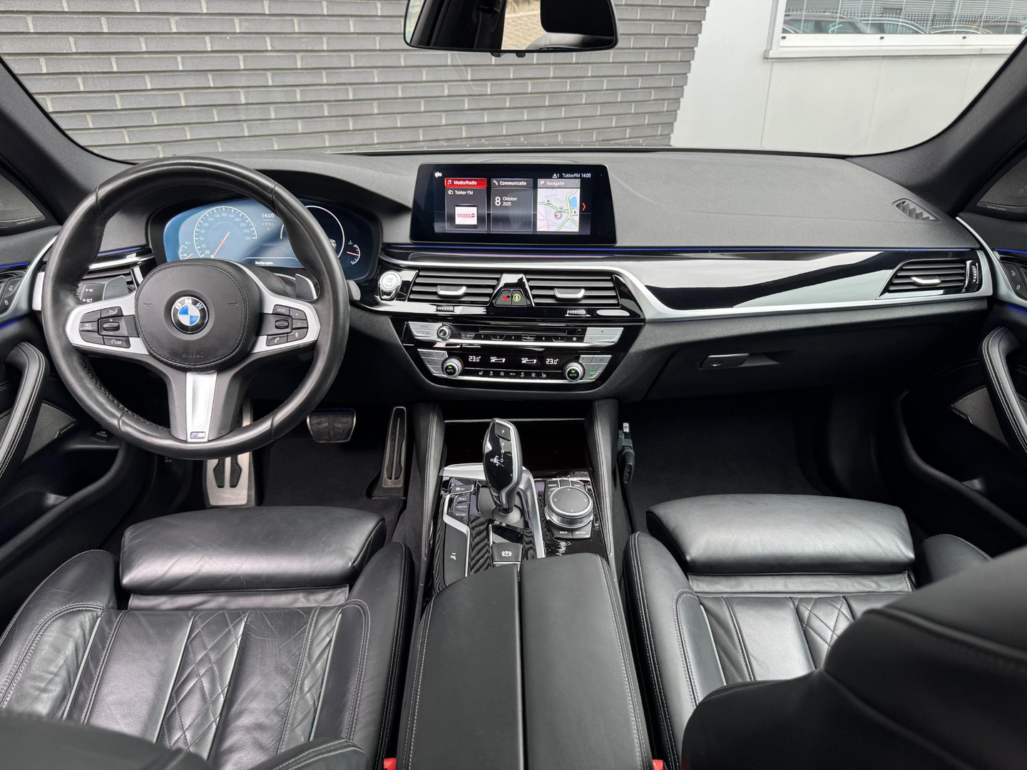 BMW BMW