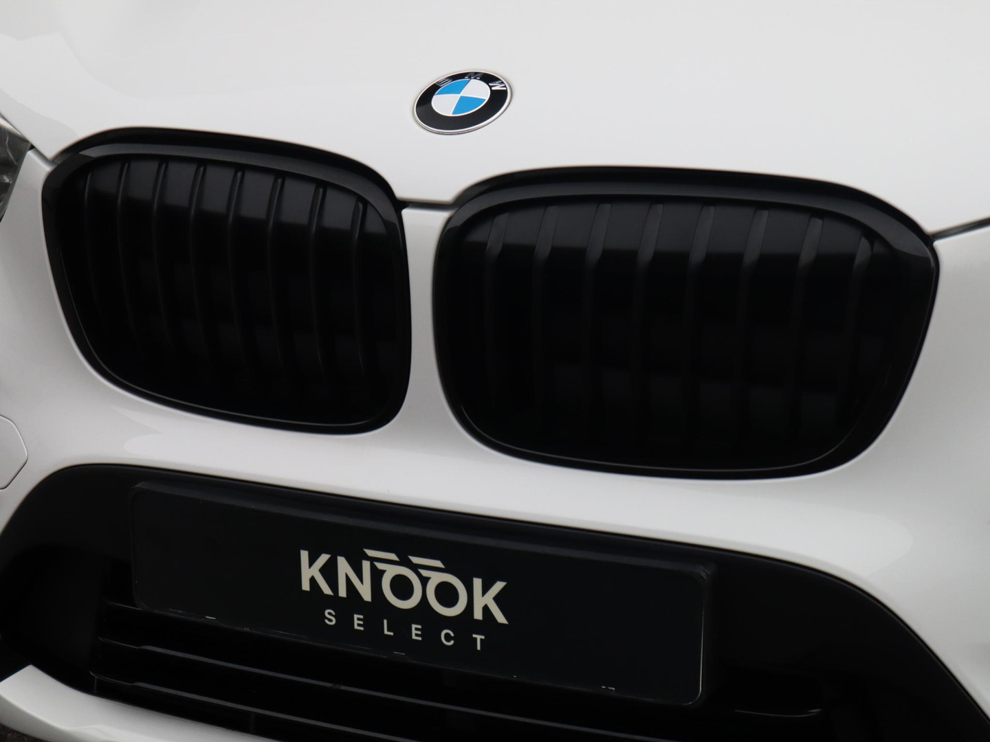 BMW BMW