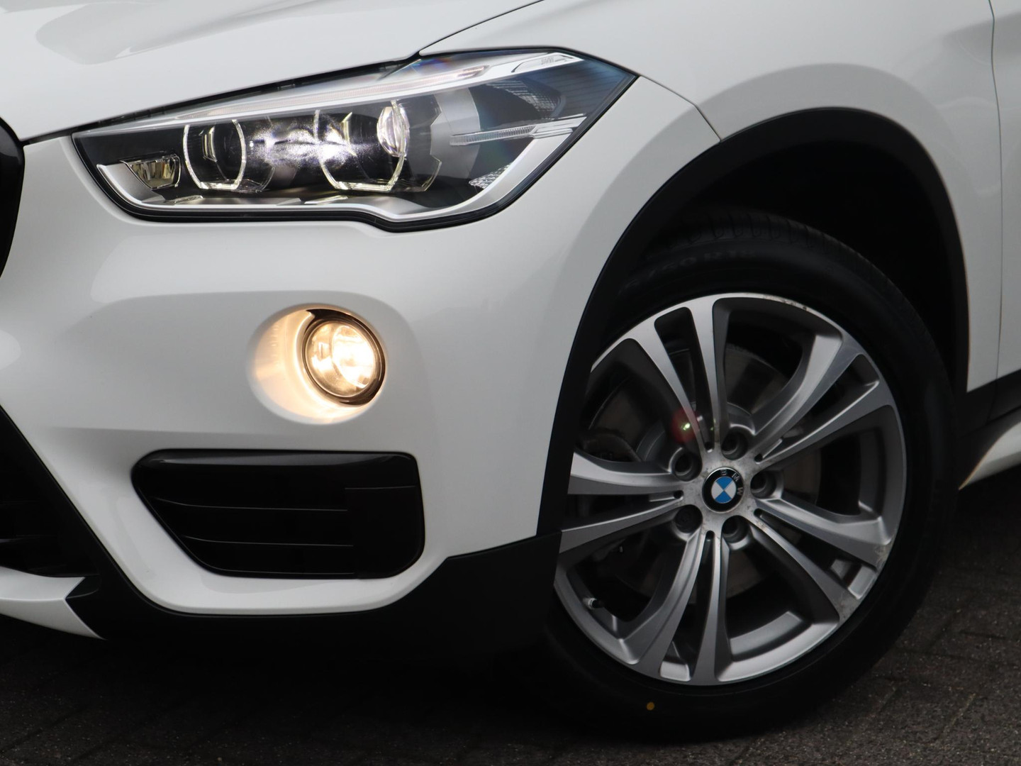 BMW BMW