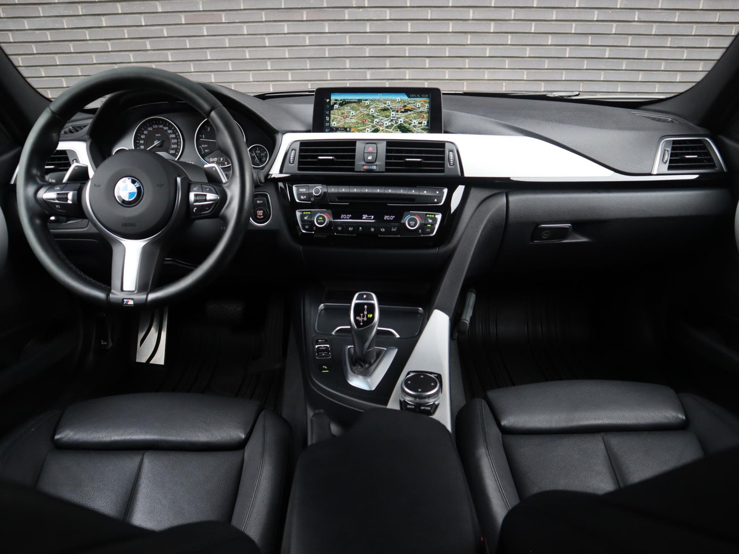 BMW BMW