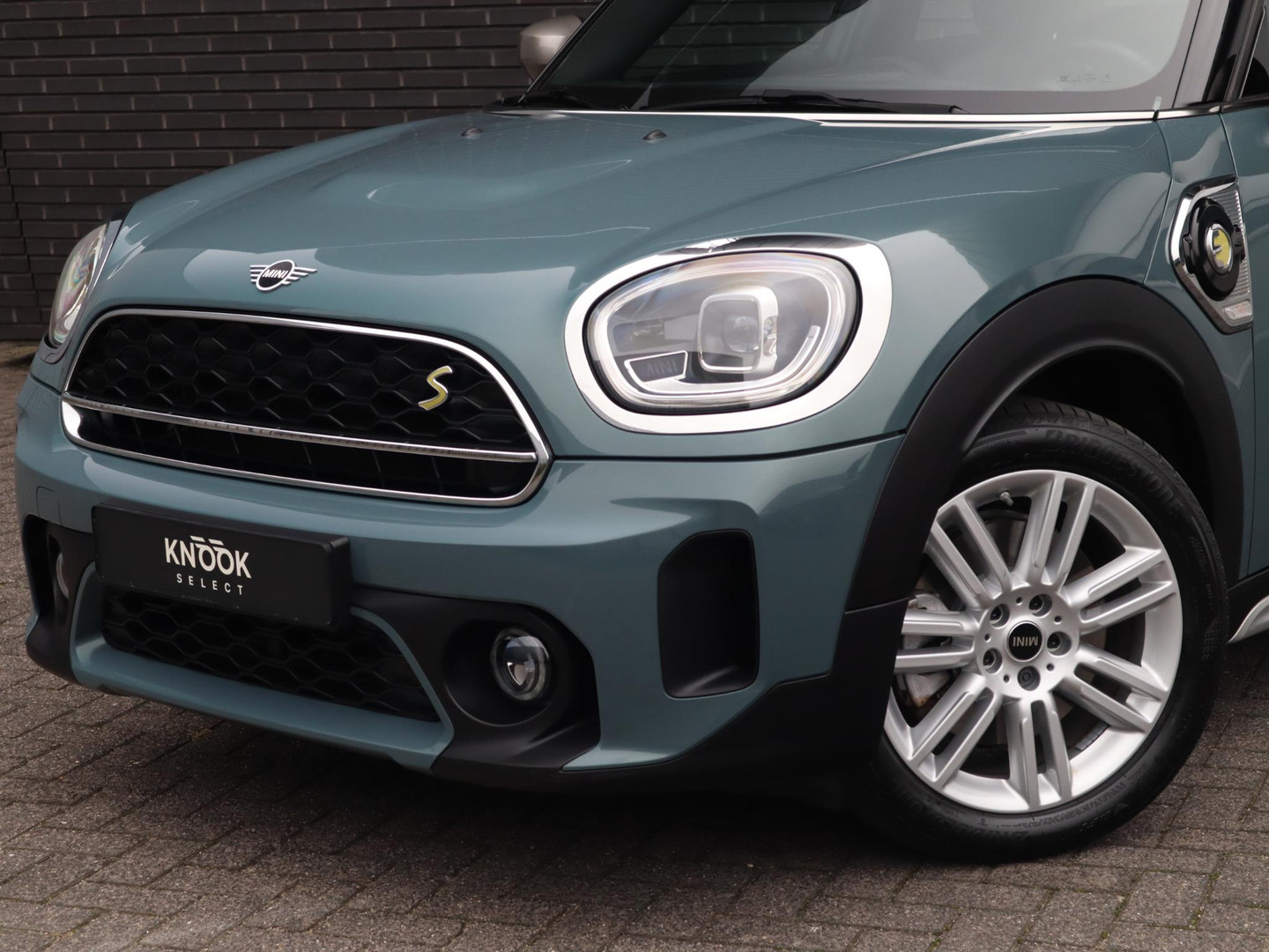 MINI