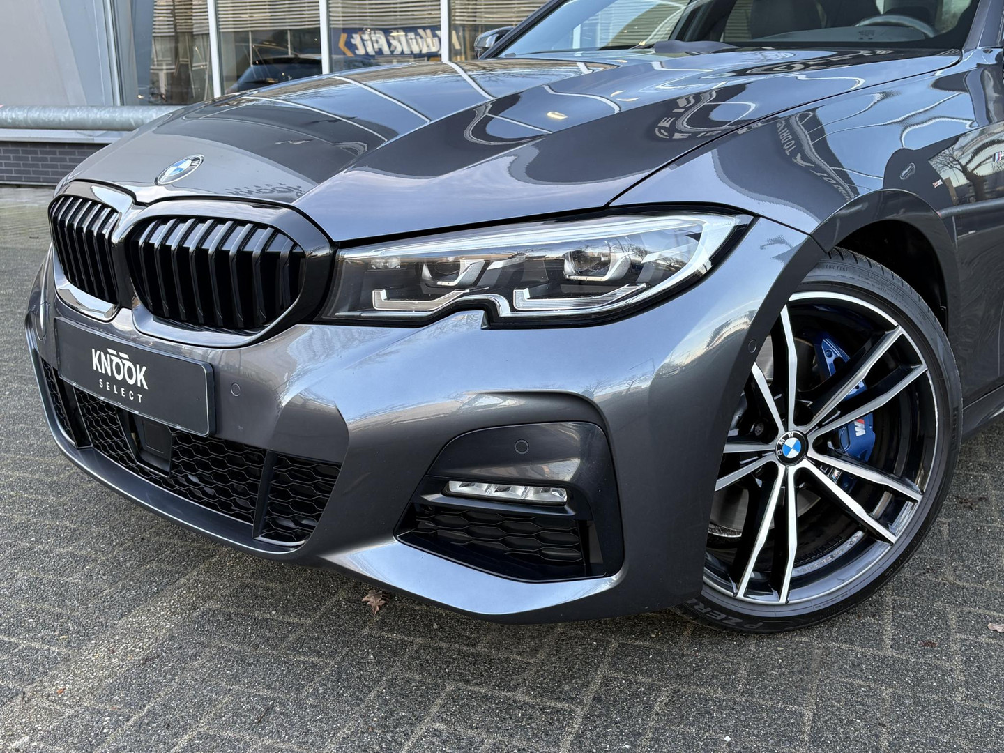 BMW