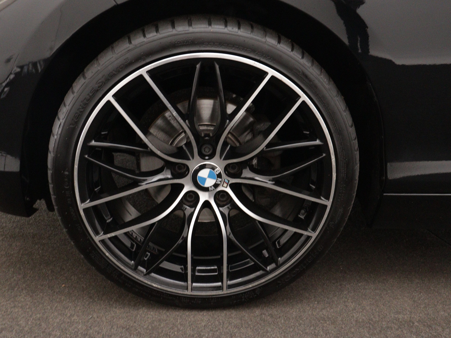 BMW BMW