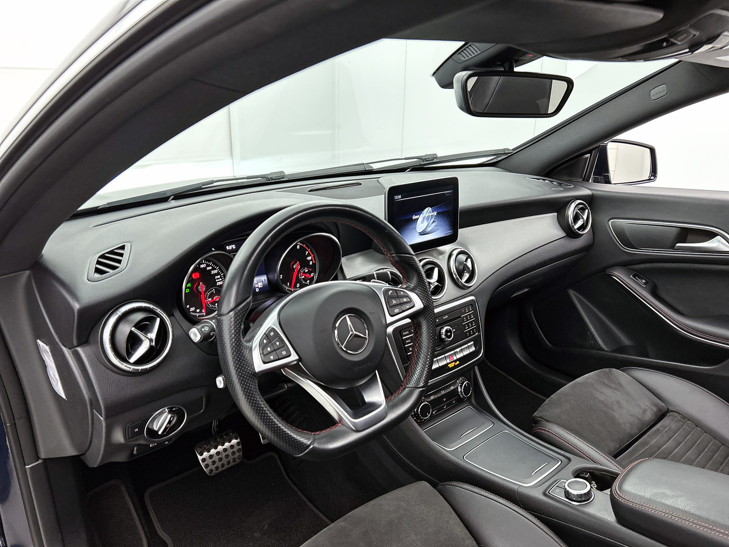 Mercedes-Benz Mercedes-Benz