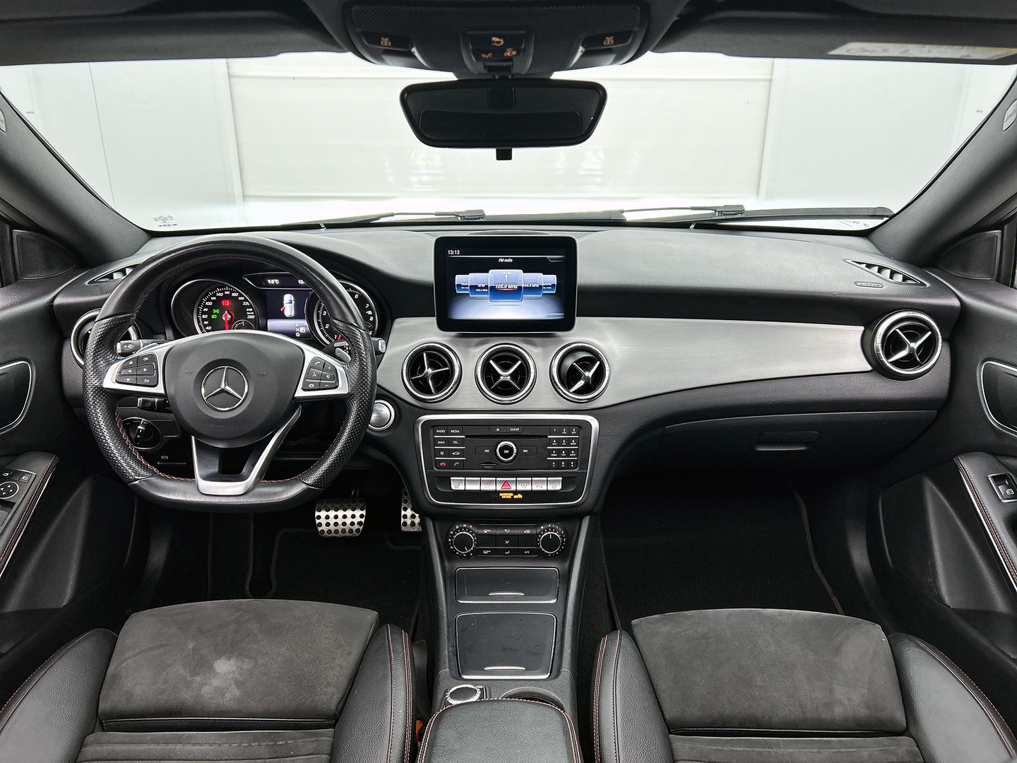 Mercedes-Benz Mercedes-Benz