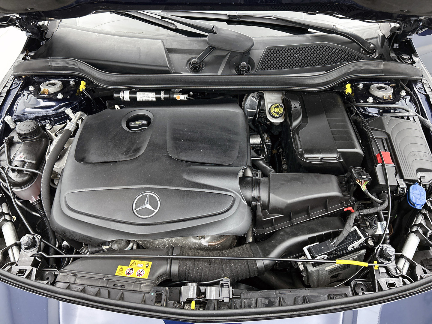 Mercedes-Benz Mercedes-Benz