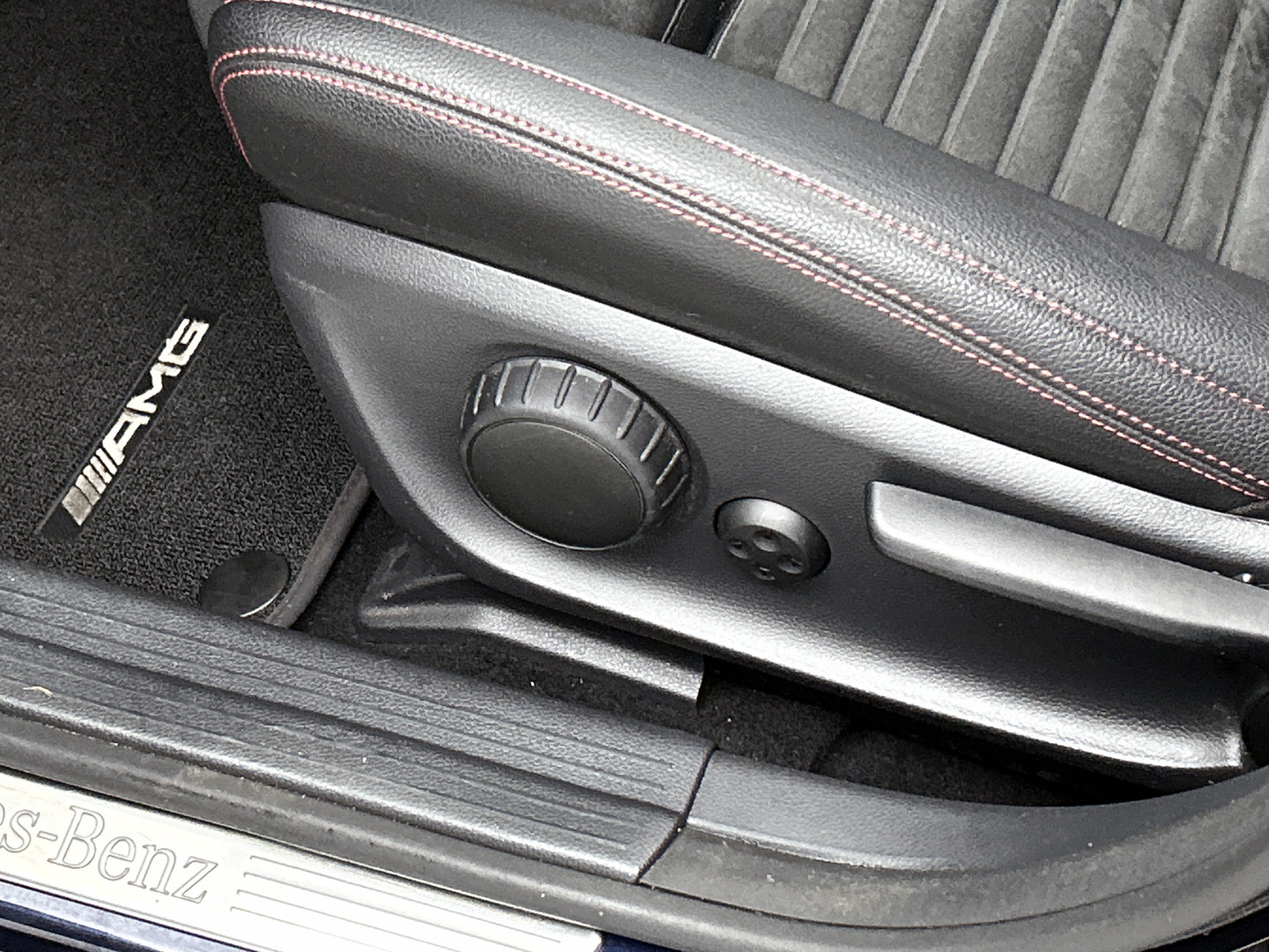 Mercedes-Benz Mercedes-Benz