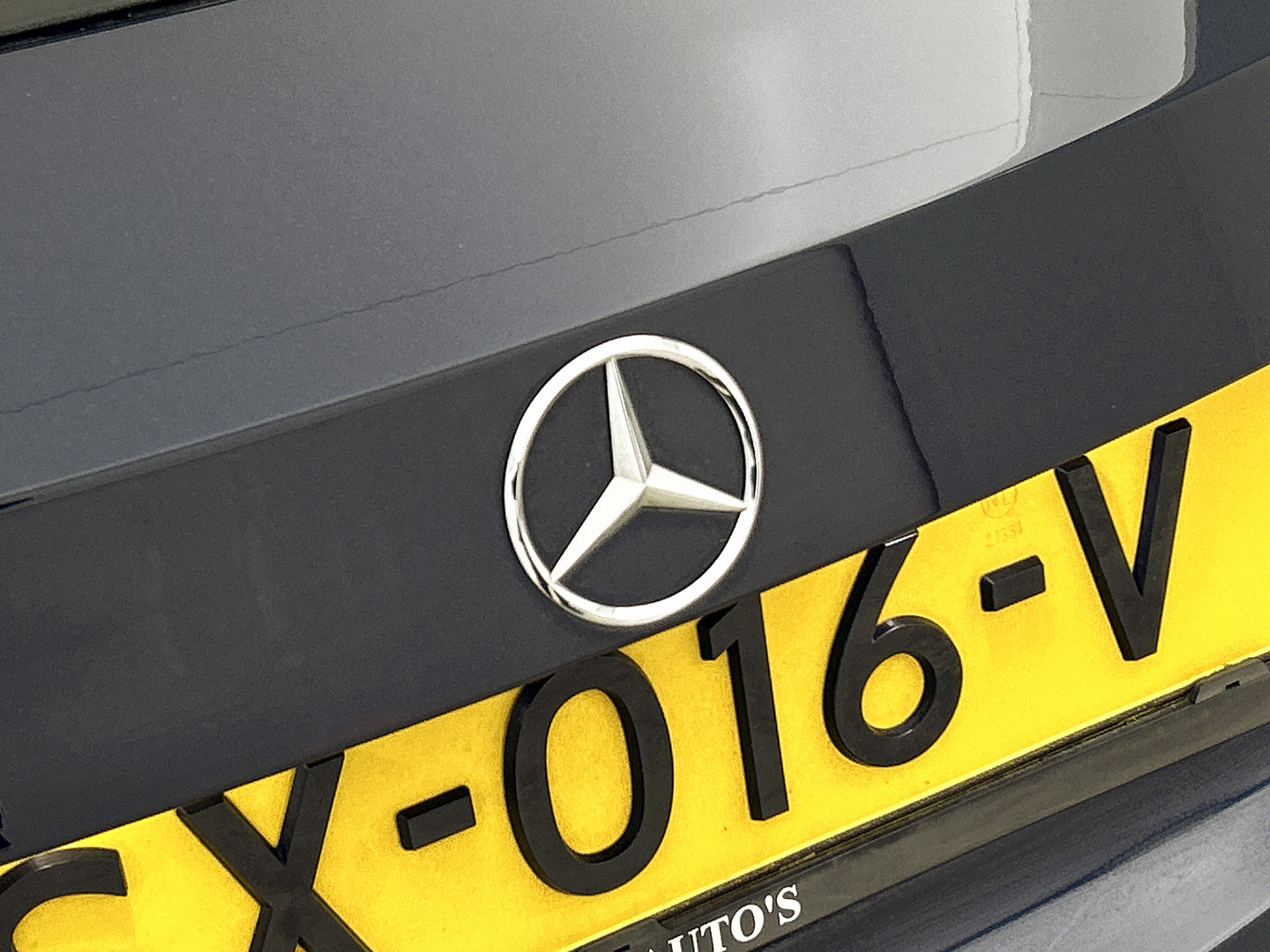 Mercedes-Benz Mercedes-Benz