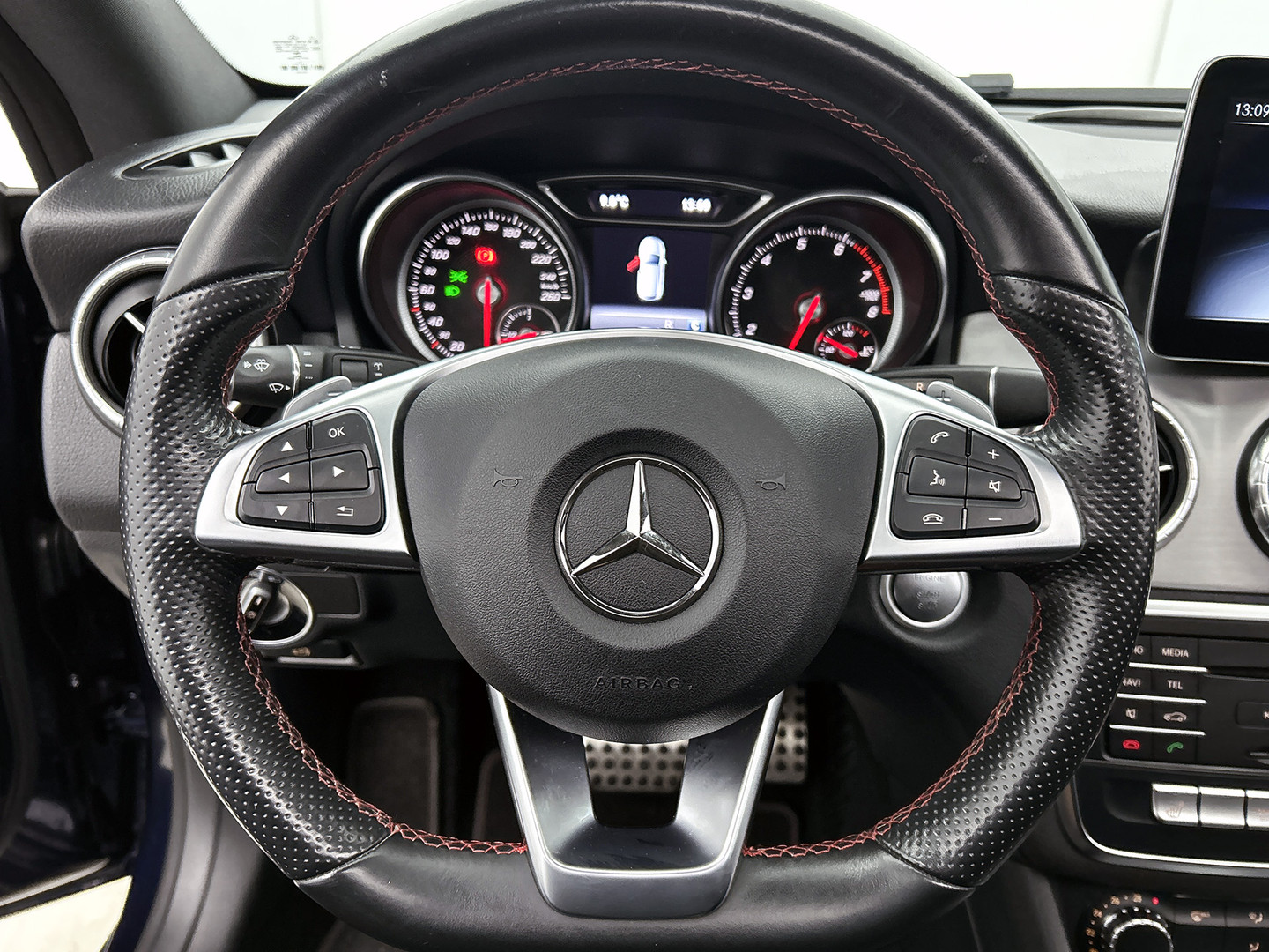 Mercedes-Benz Mercedes-Benz