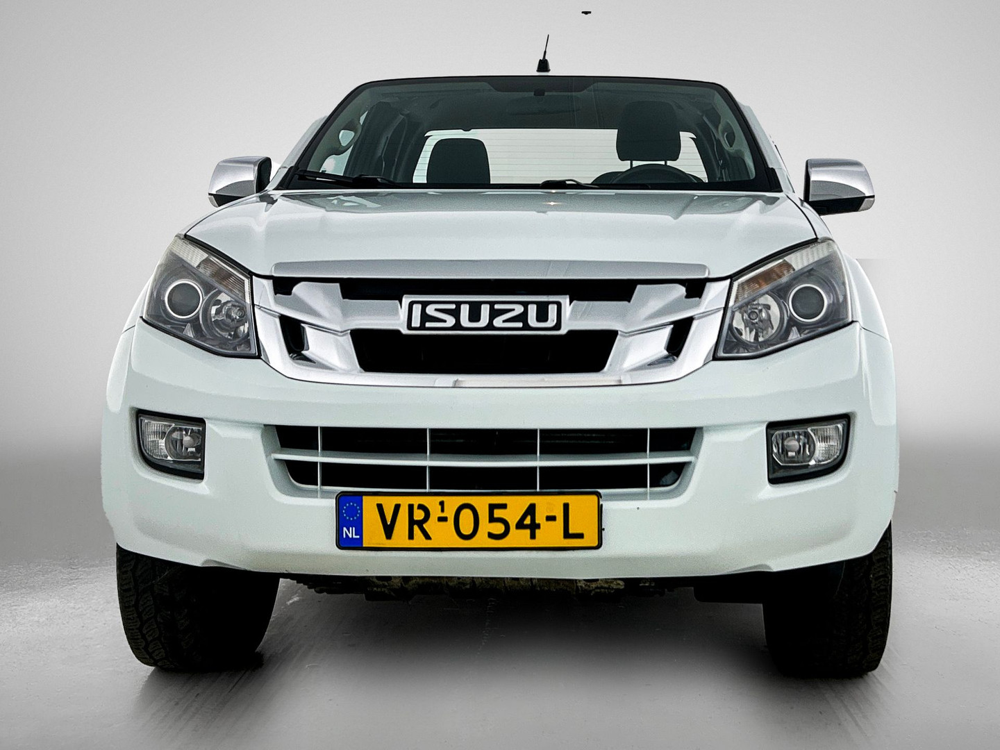 Isuzu