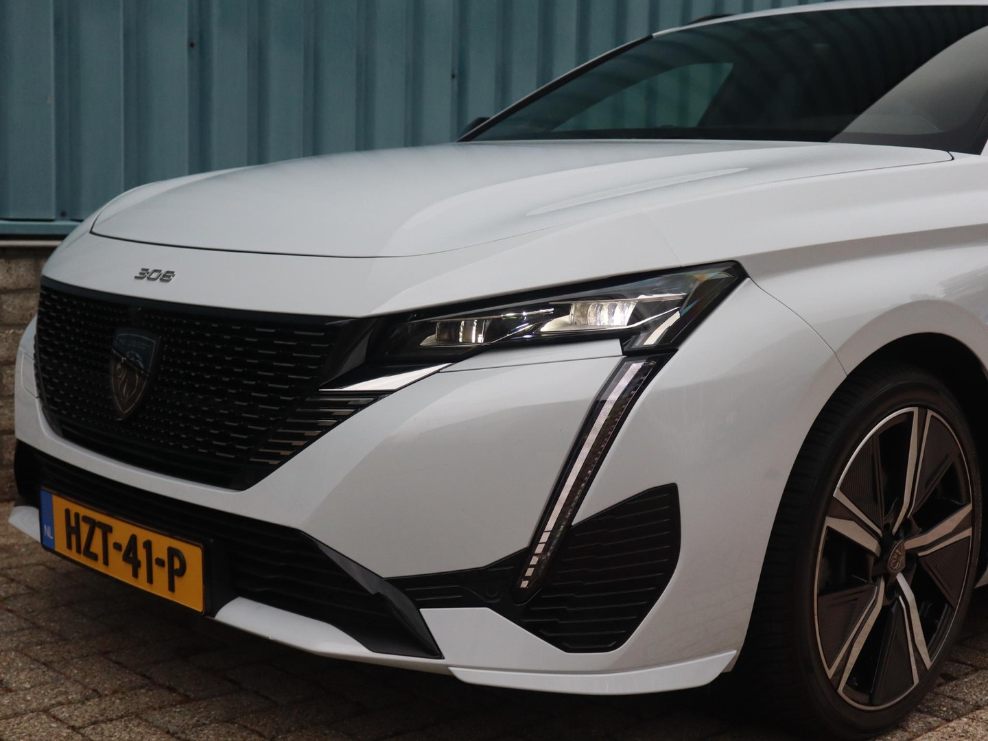Peugeot