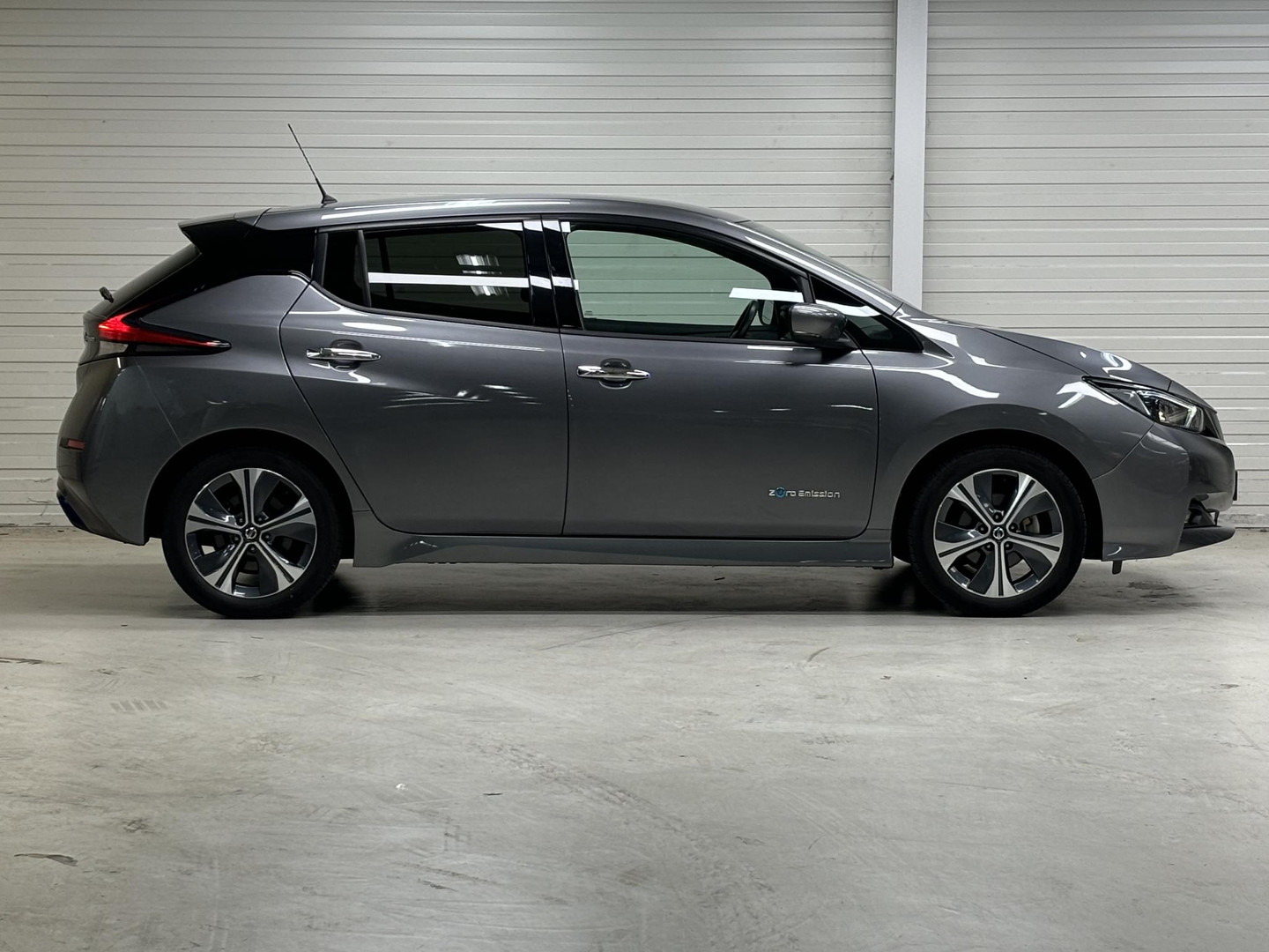 Nissan Nissan