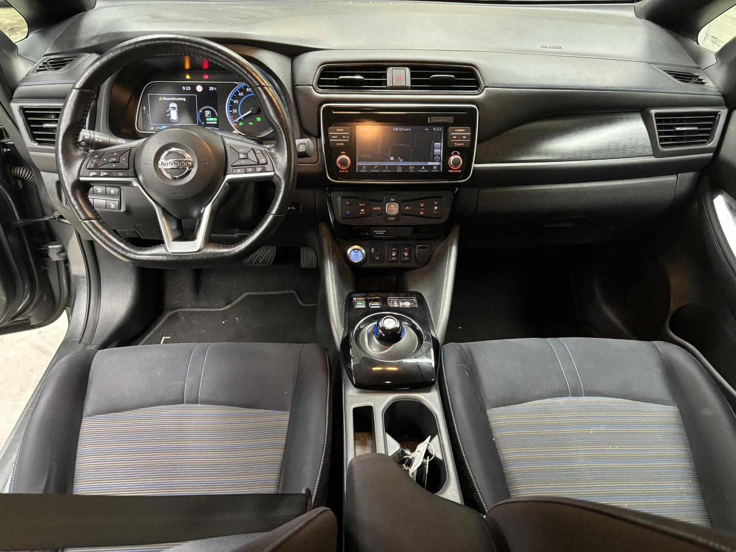 Nissan Nissan