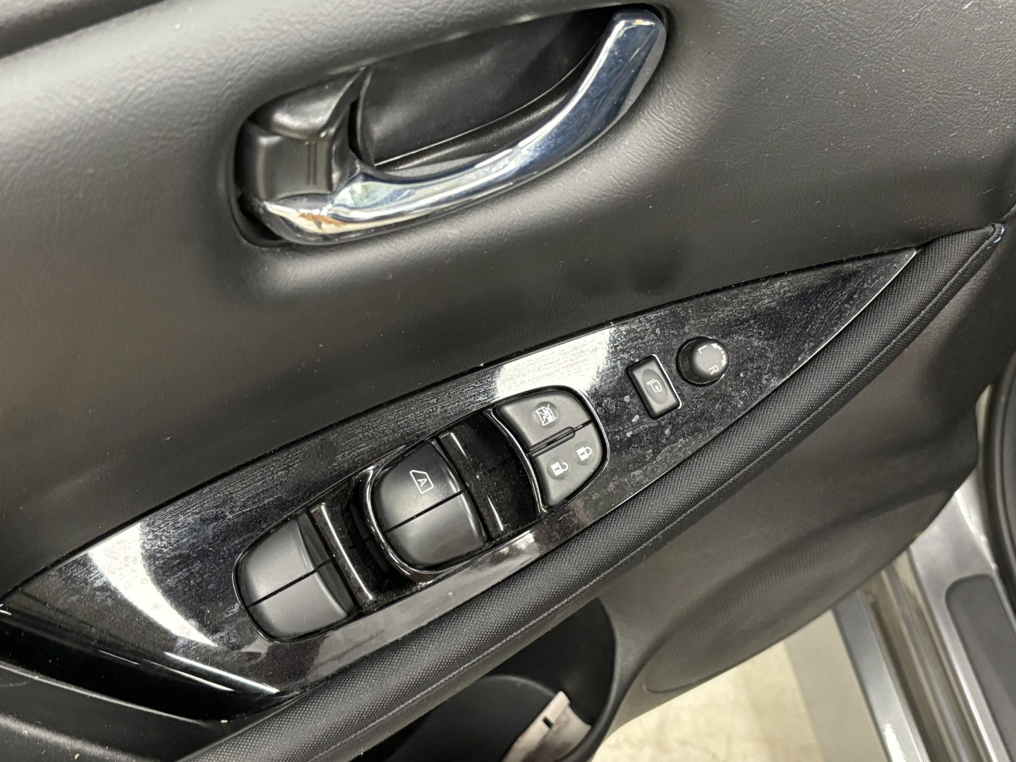 Nissan Nissan