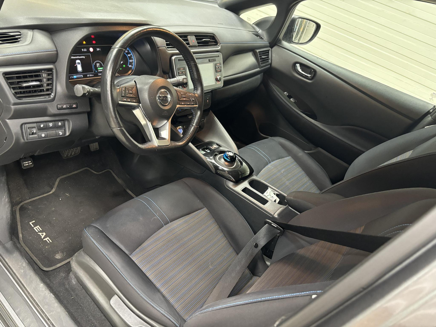 Nissan Nissan