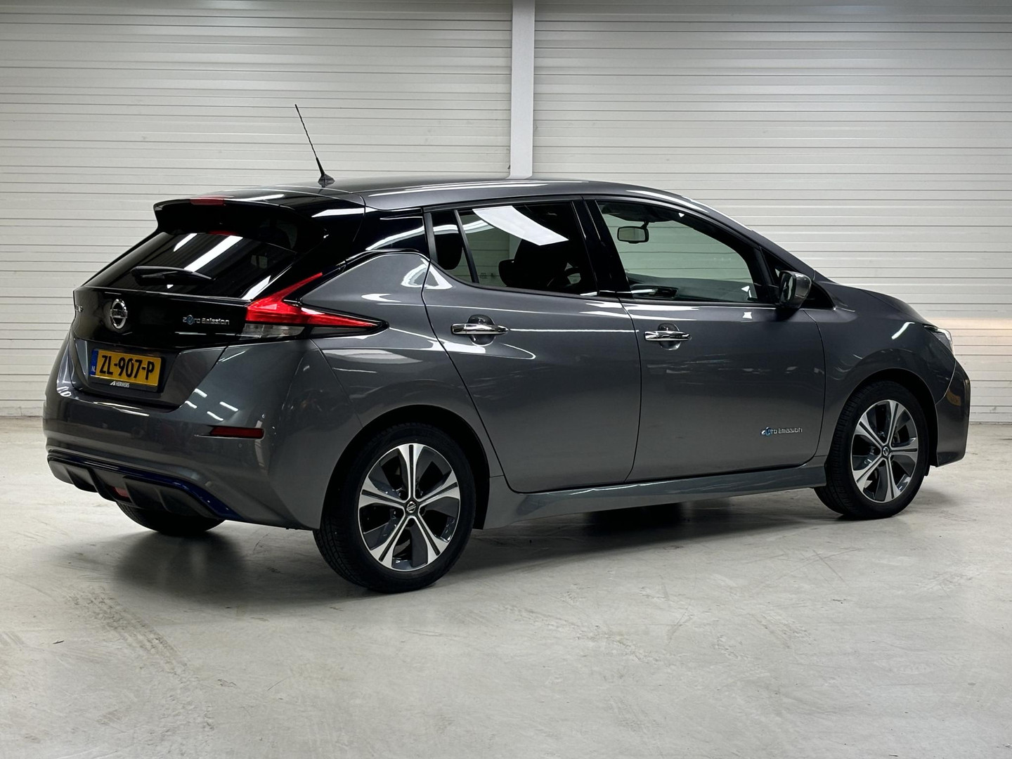 Nissan Nissan