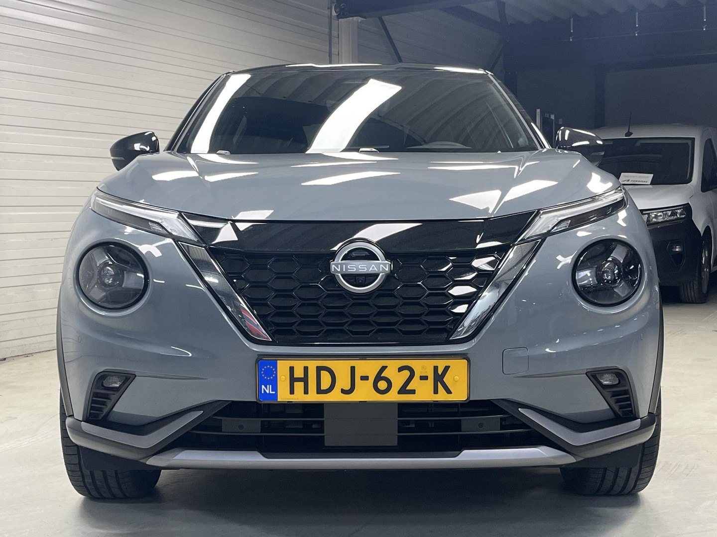 Nissan Nissan