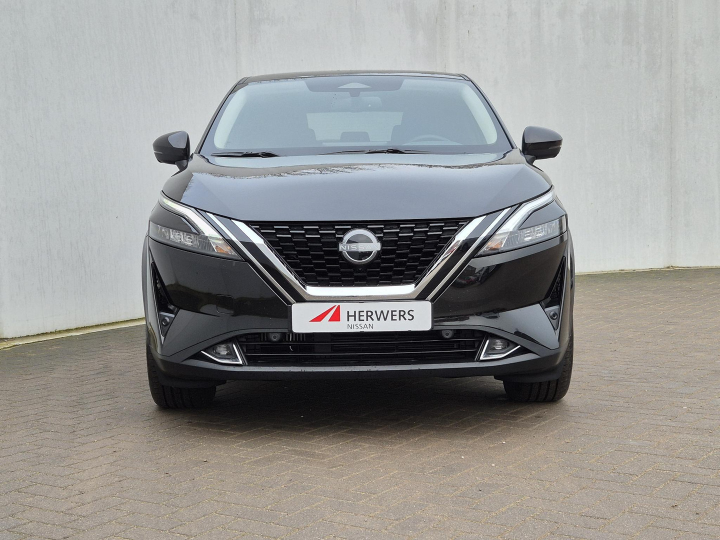 Nissan Nissan