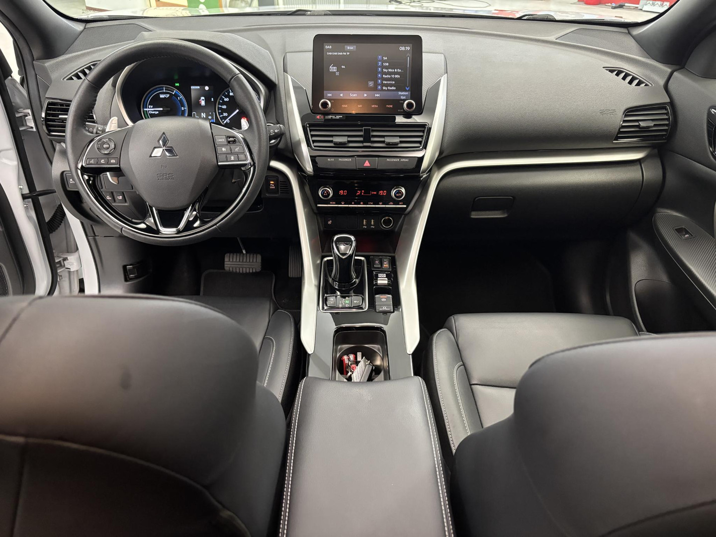 Mitsubishi Mitsubishi
