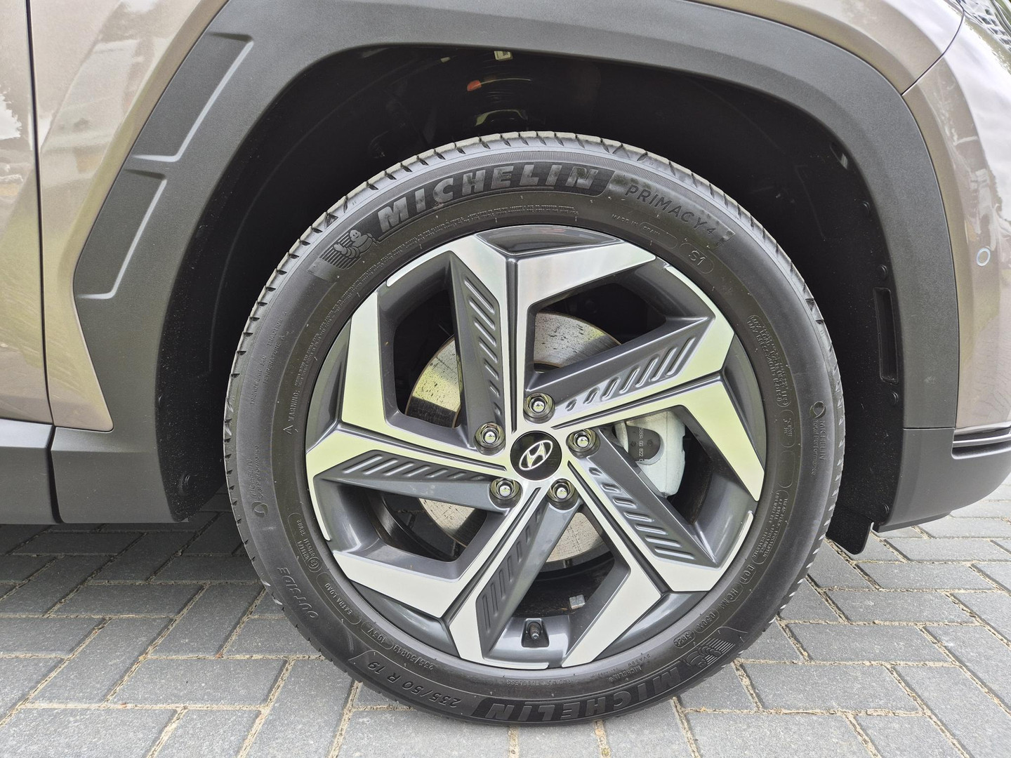 Hyundai Hyundai