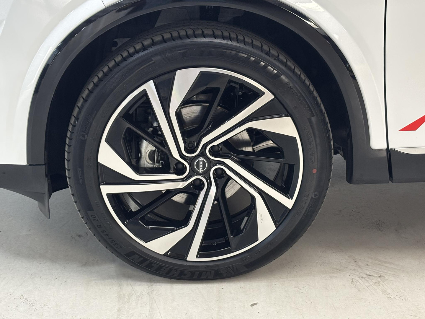 Nissan Nissan