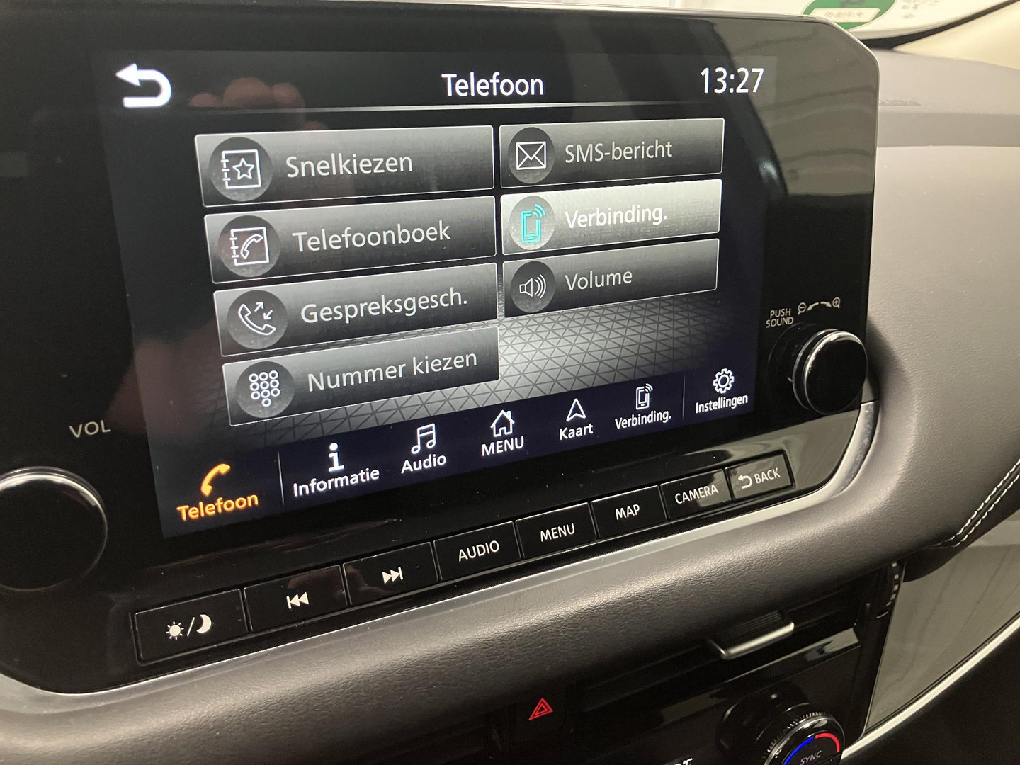 Nissan Nissan