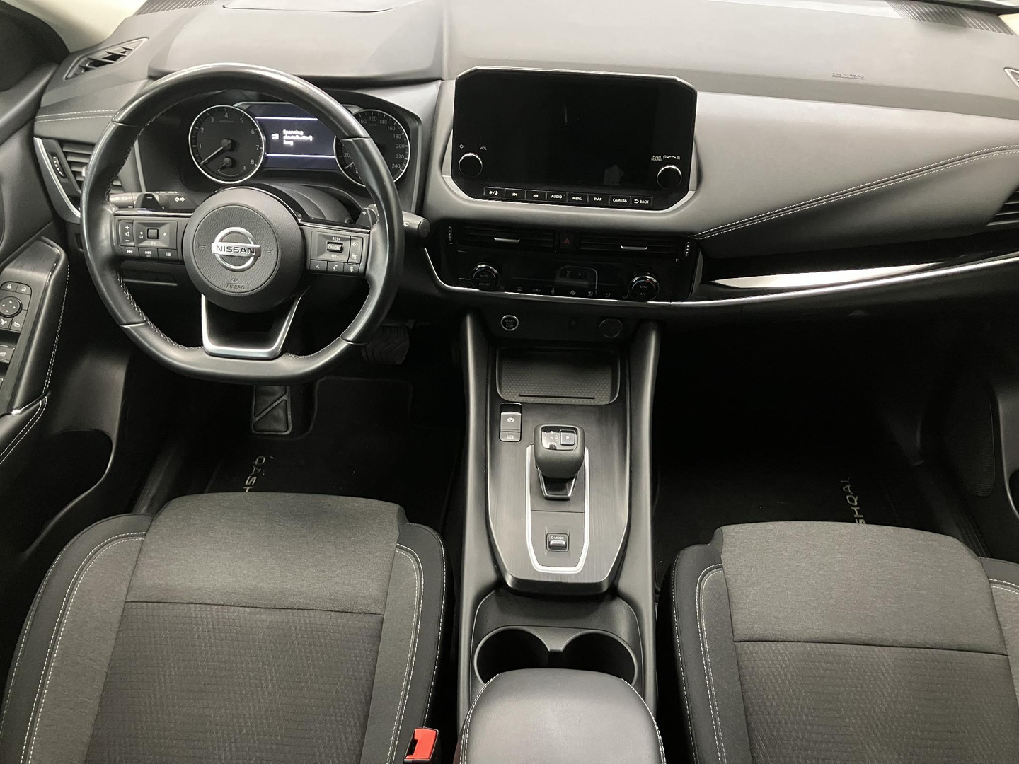Nissan Nissan