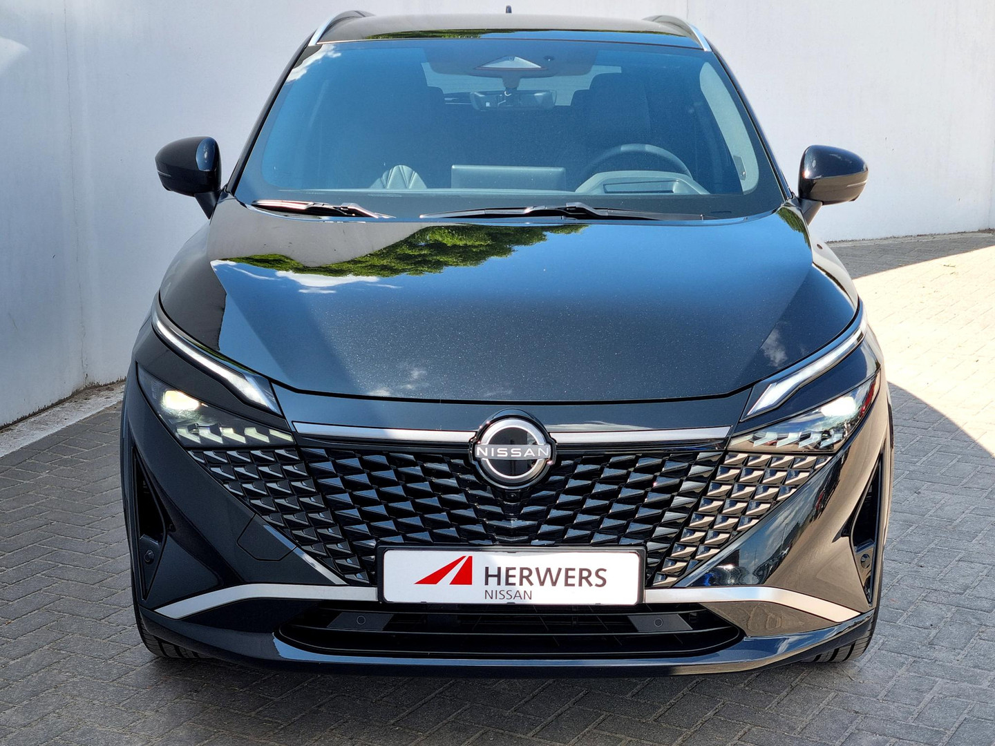 Nissan Nissan