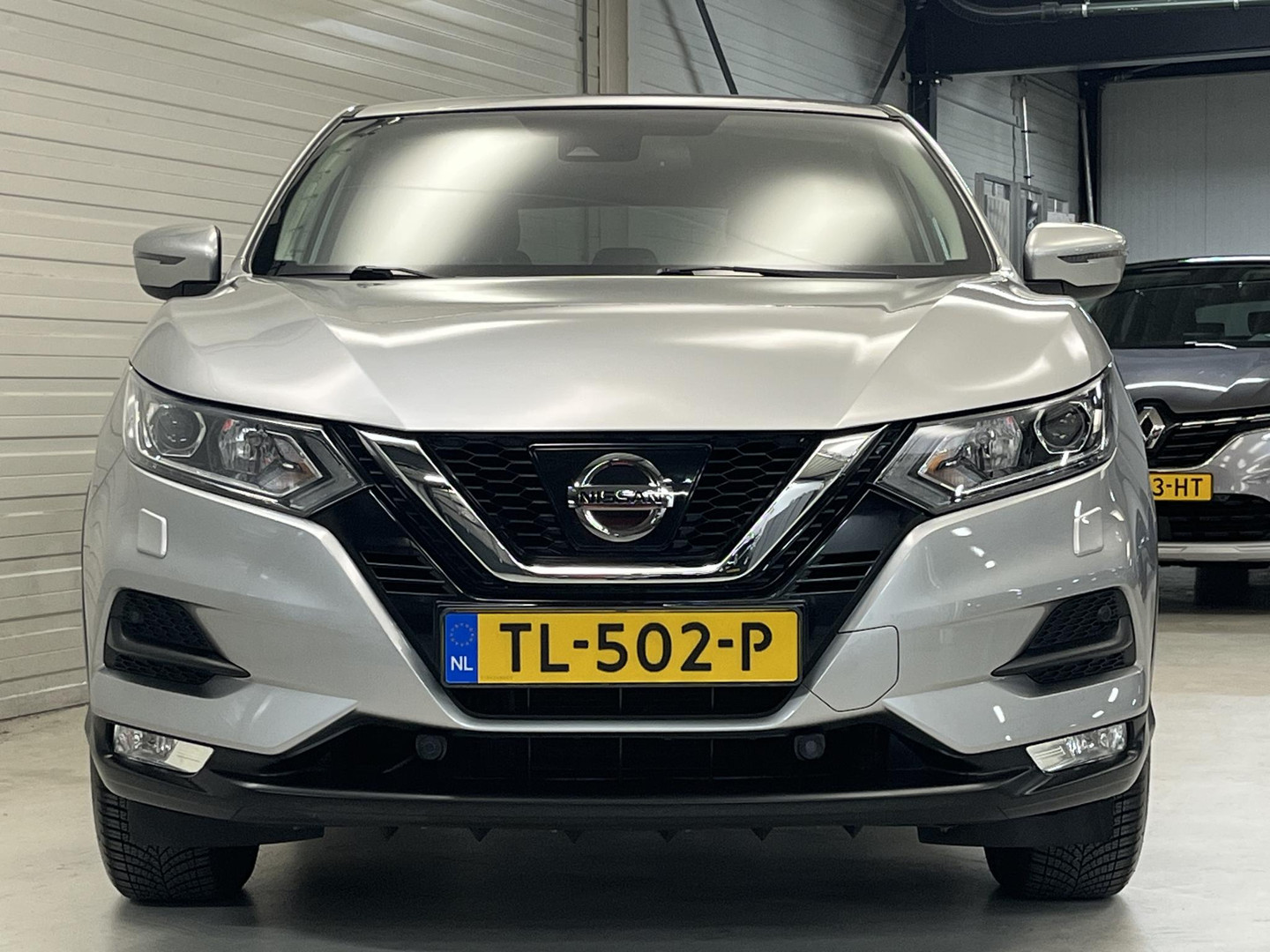 Nissan Nissan