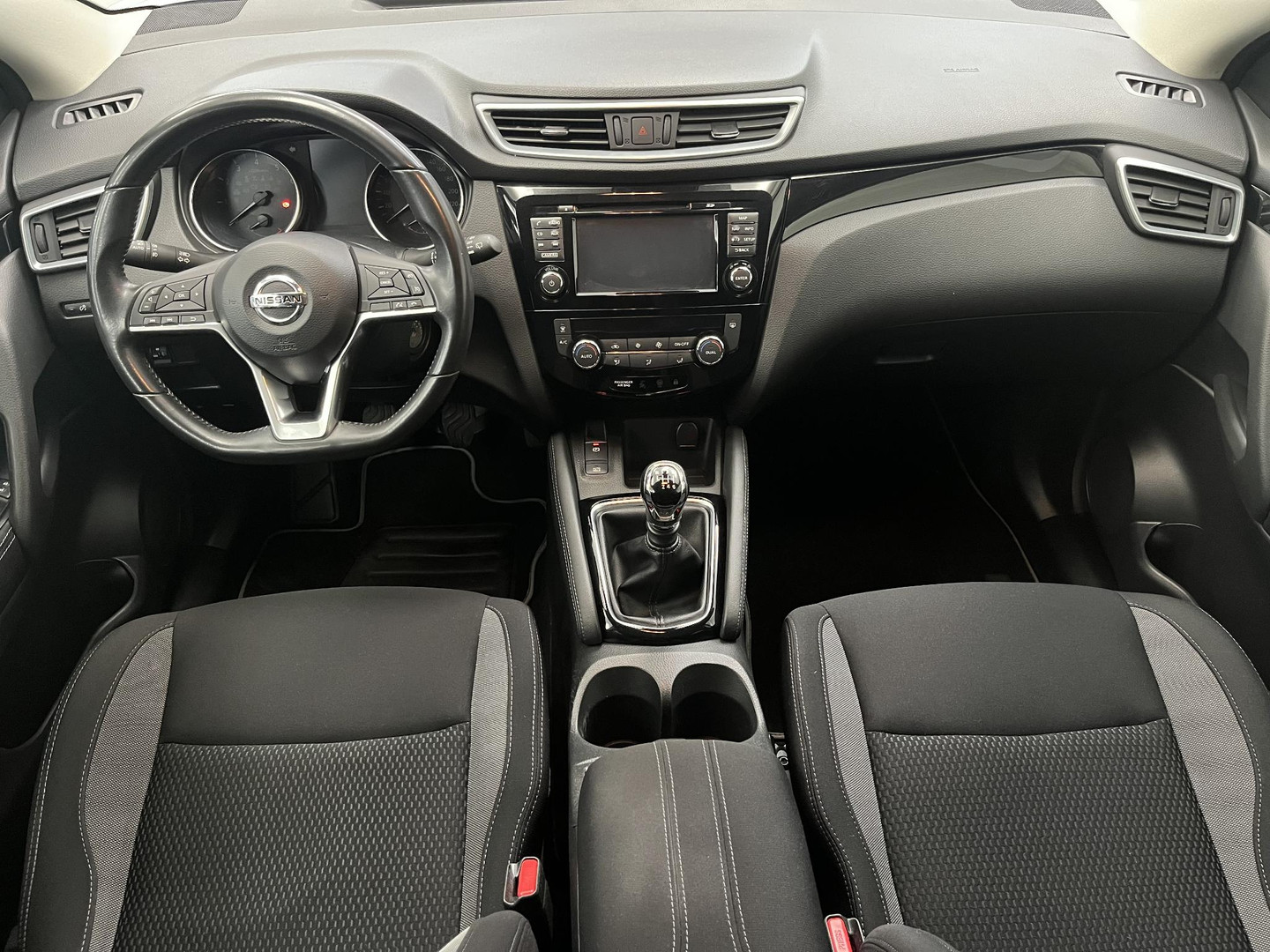 Nissan Nissan