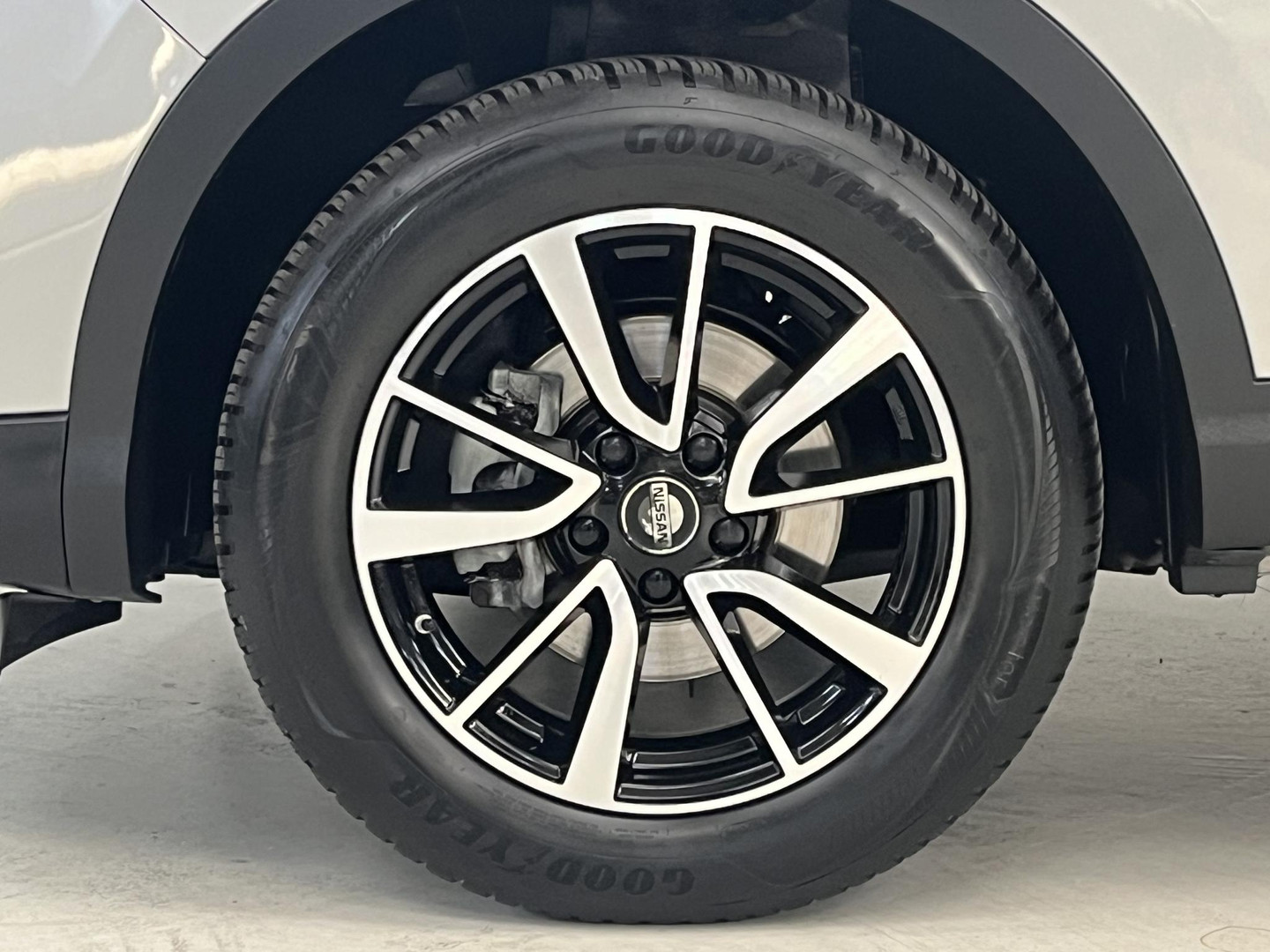 Nissan Nissan