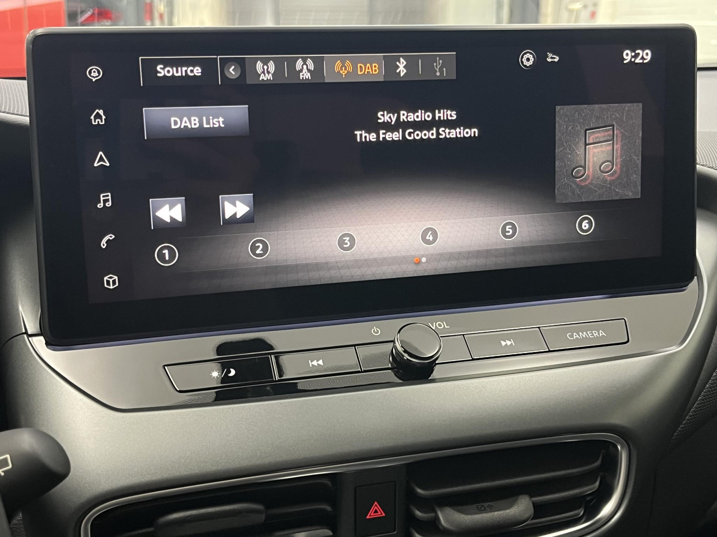 Nissan Nissan
