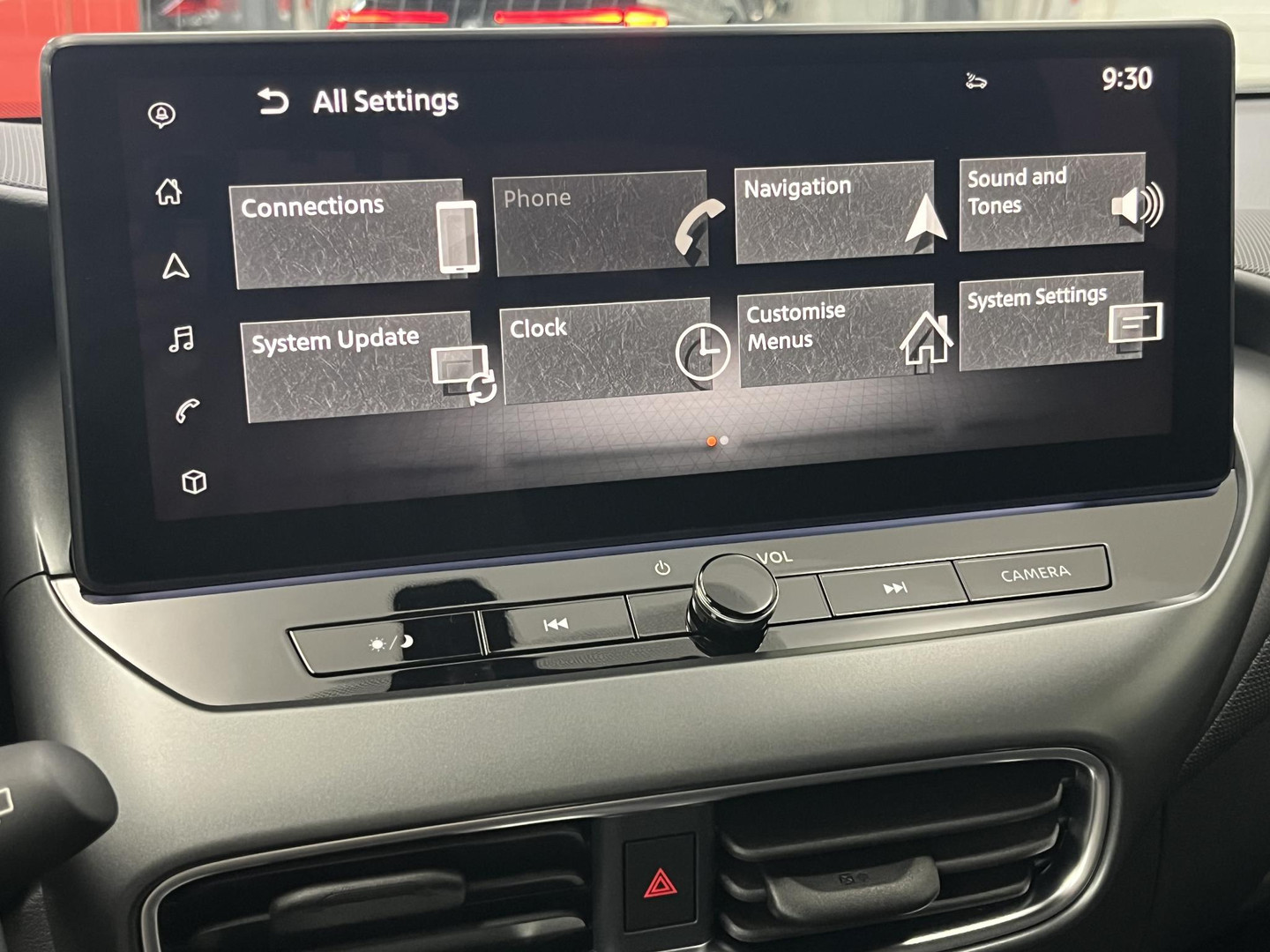 Nissan Nissan