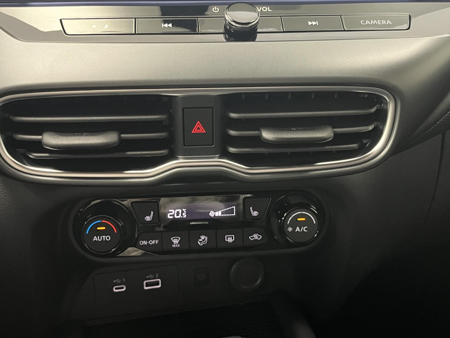 Nissan Nissan
