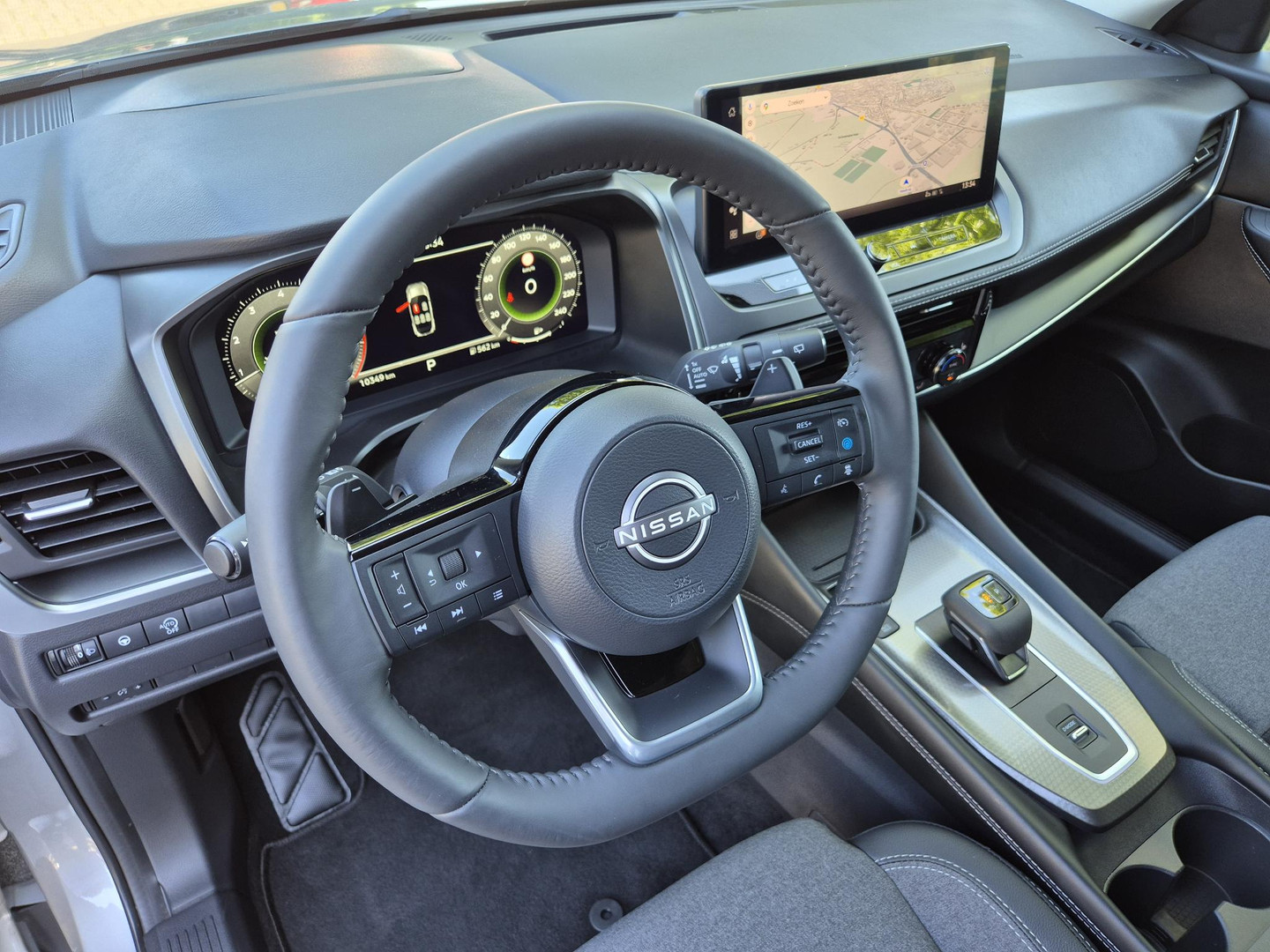 Nissan Nissan