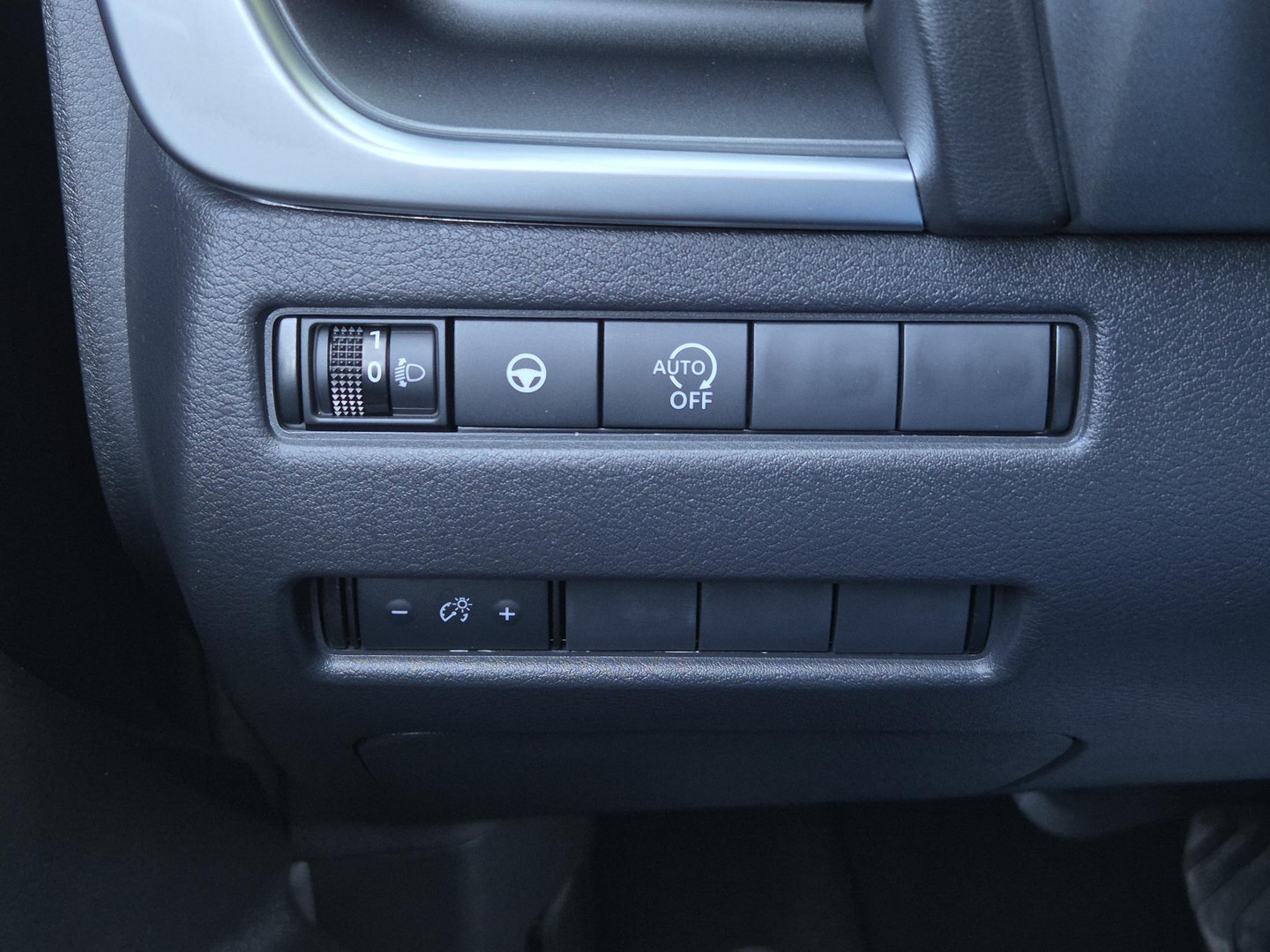 Nissan Nissan