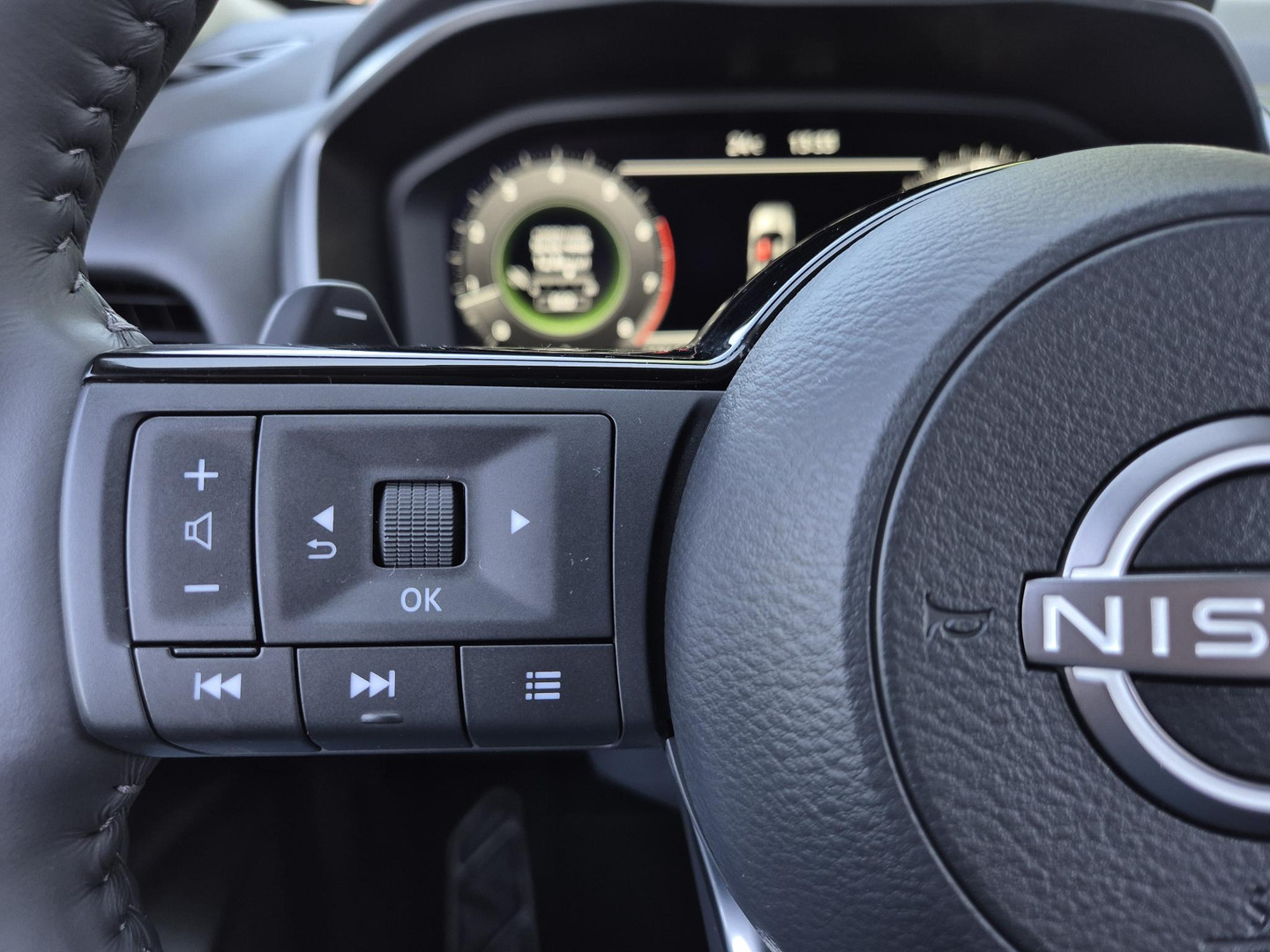 Nissan Nissan