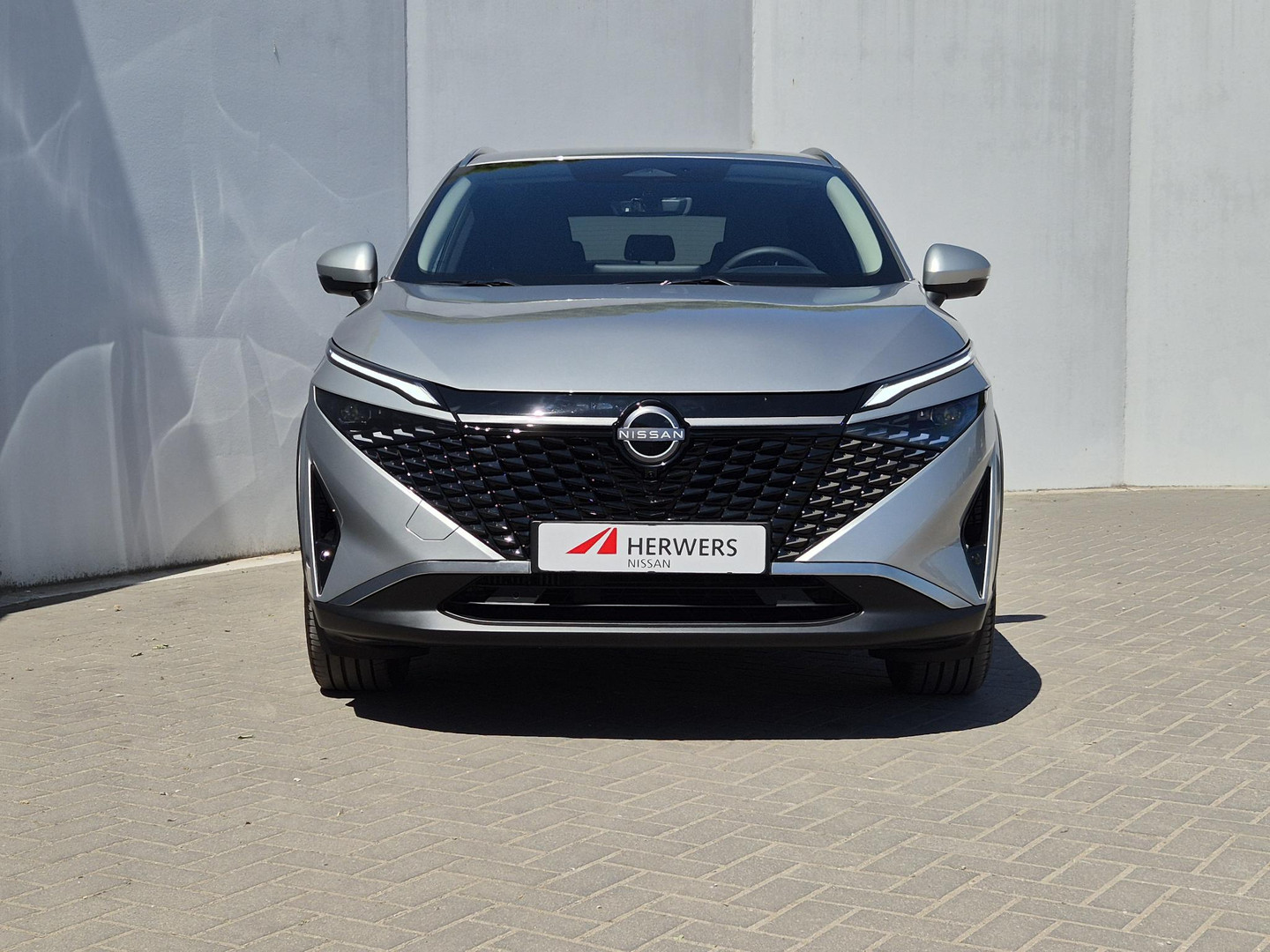 Nissan Nissan