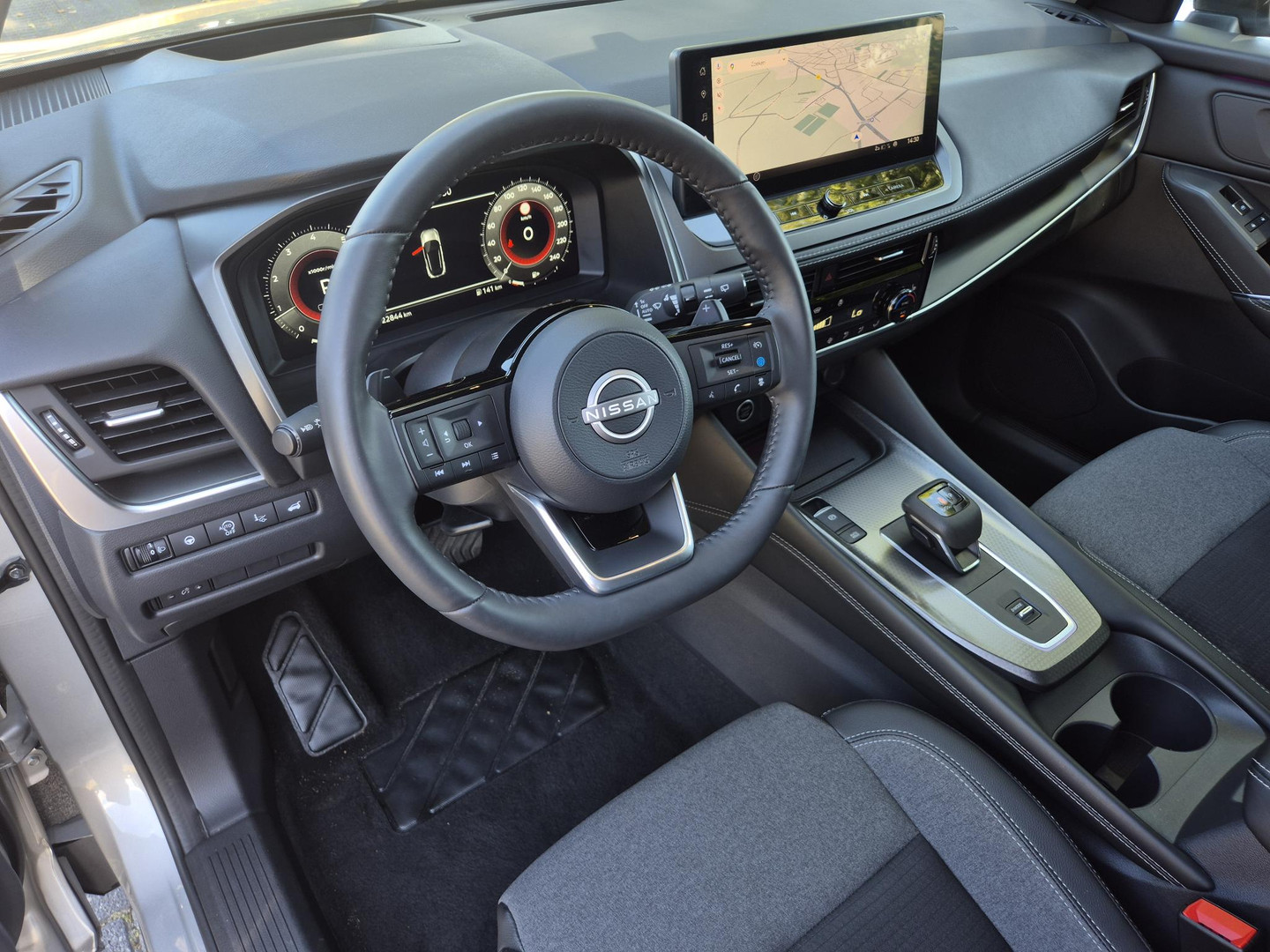 Nissan Nissan