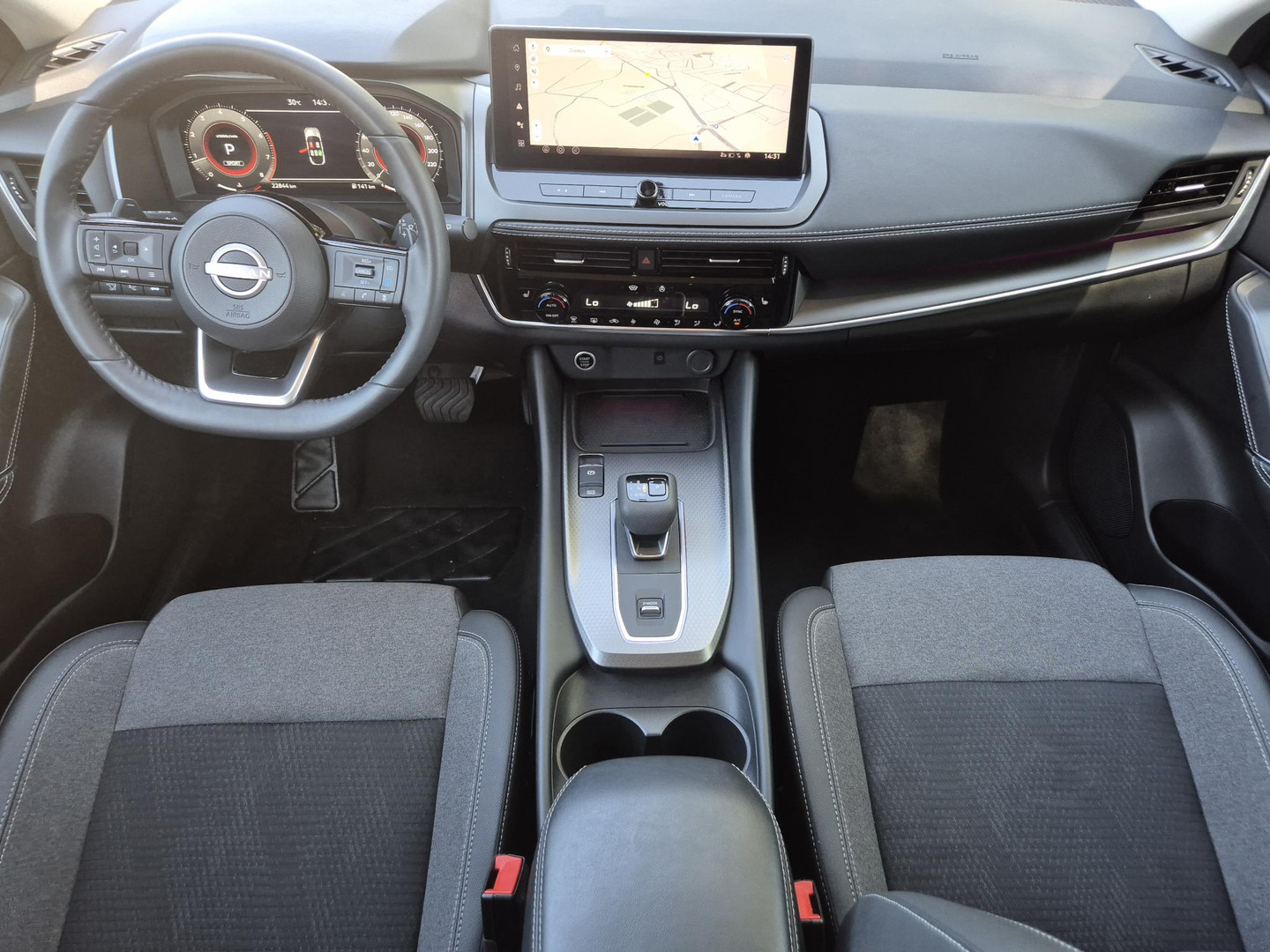 Nissan Nissan