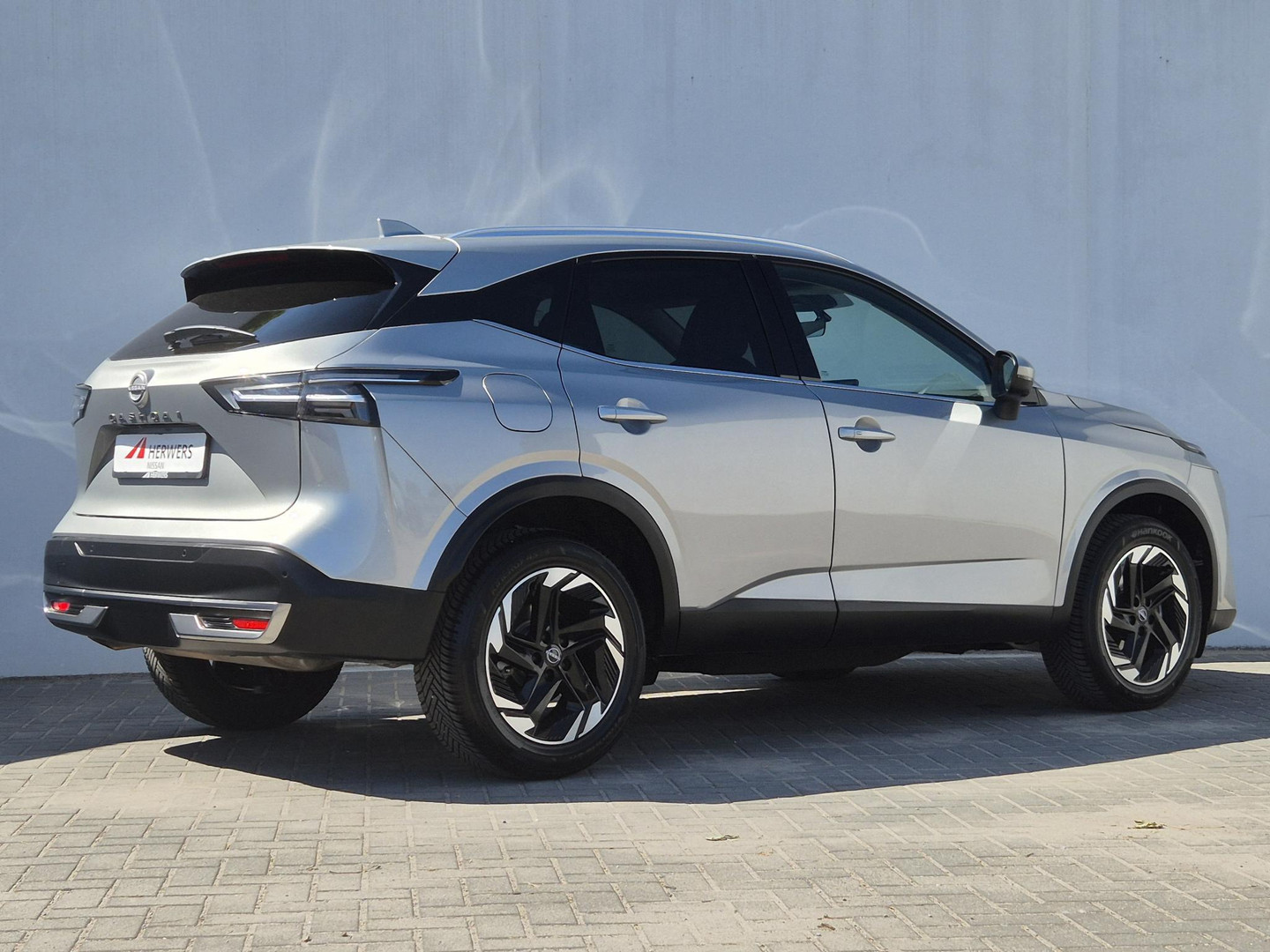 Nissan Nissan